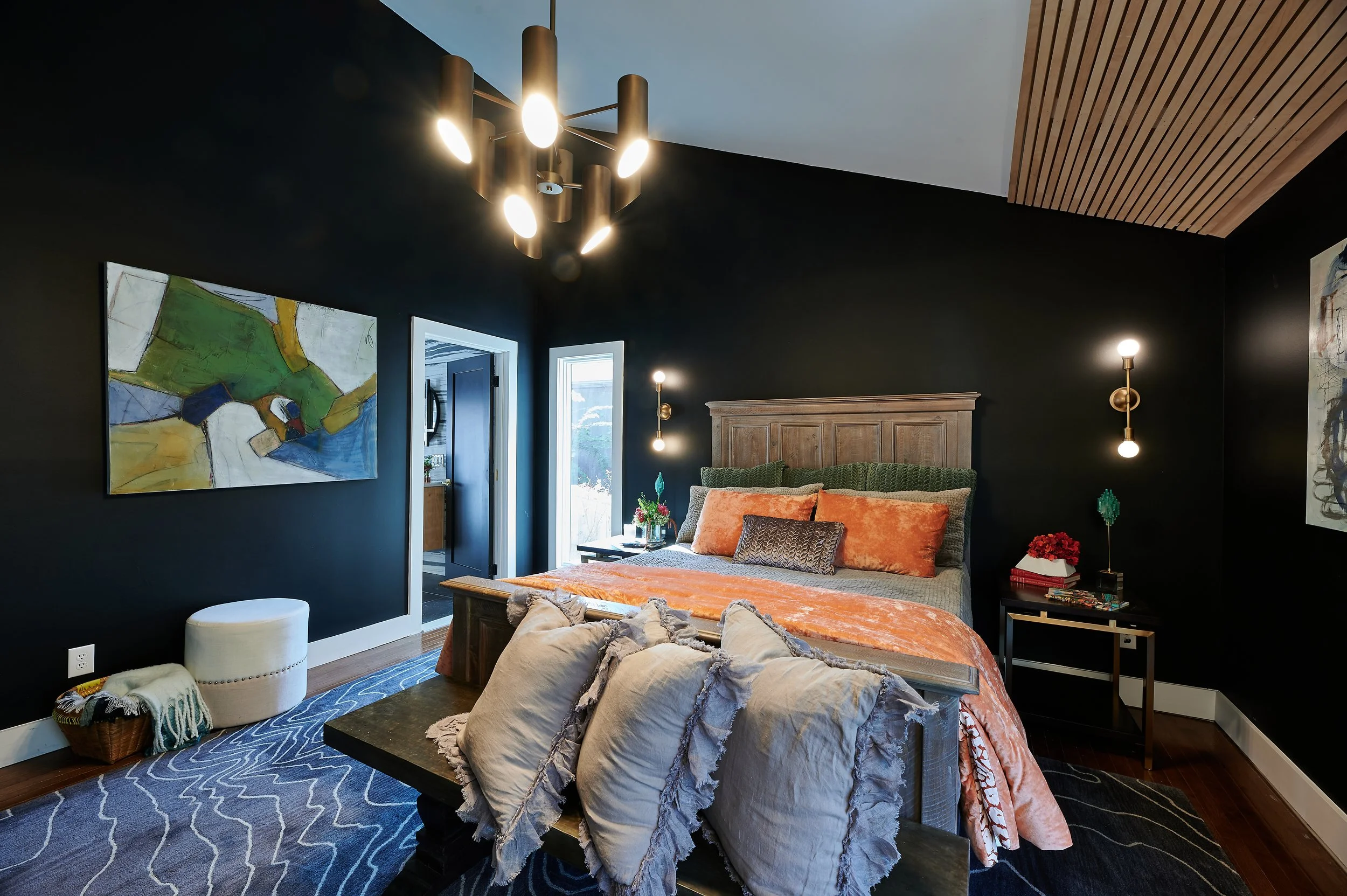 Modern Bedroom 
Elegant Bedroom 
Black and Gold Bedroom 
Construction 
Modern Design 
Kansas Construction 
Design and Construction