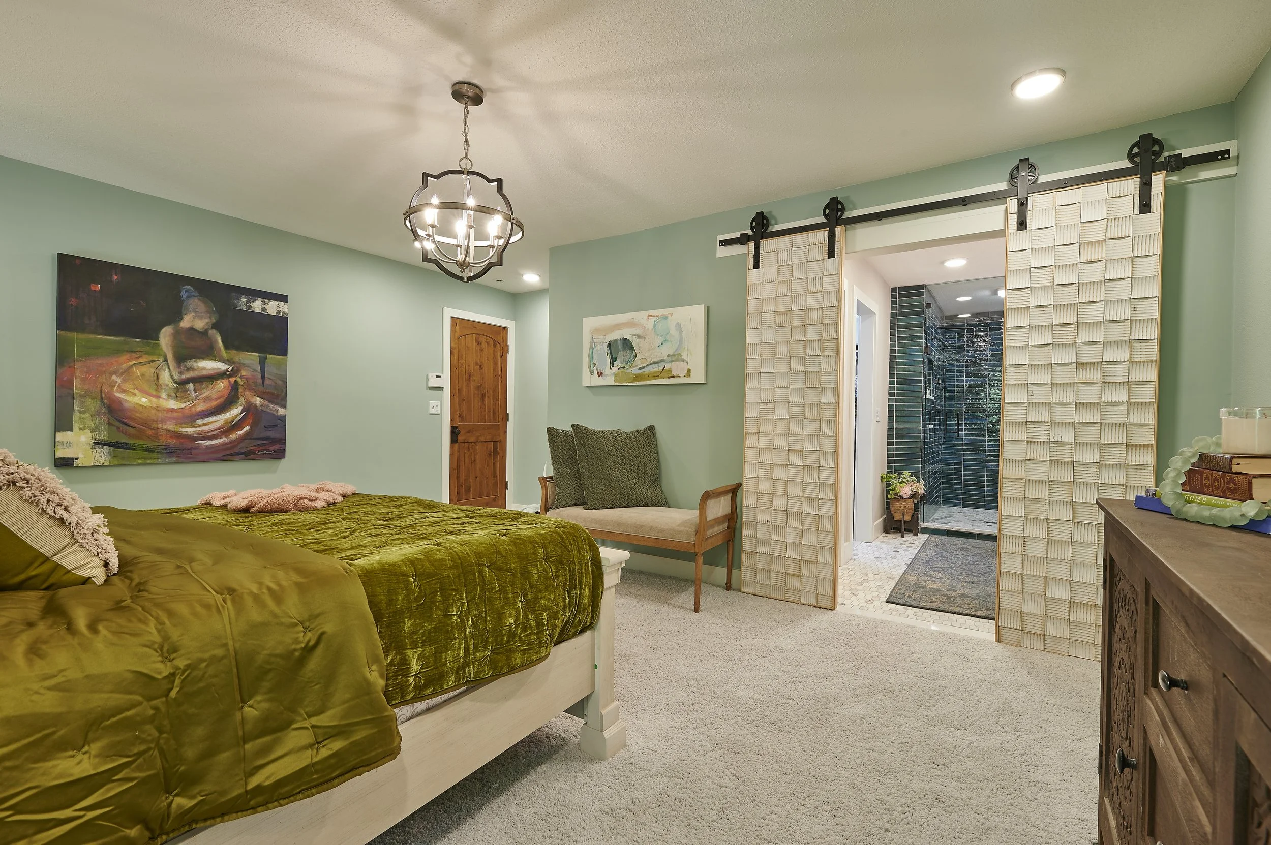 Modern Bedroom 
Elegant Bedroom 
Green Bedroom 
Construction 
Modern Design 
Kansas Construction 
Design and Construction