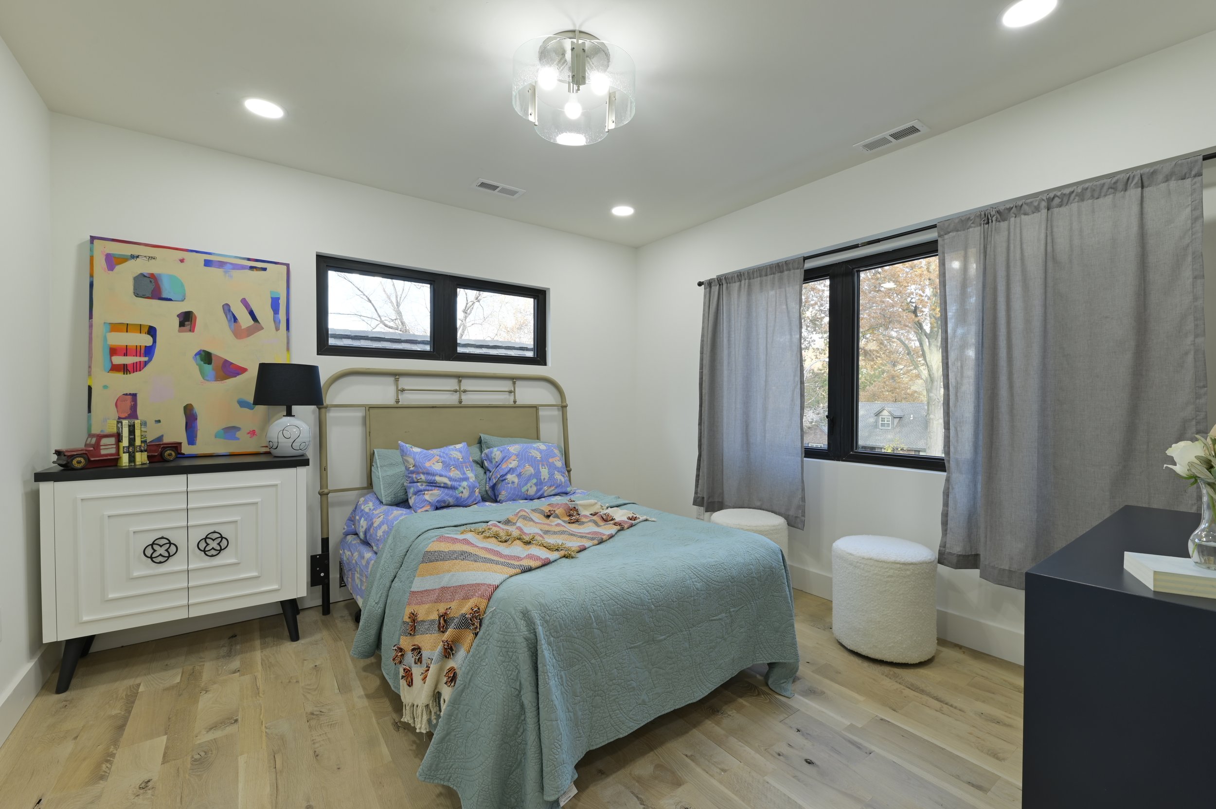Modern Kid's Bedroom 
Construction 
Modern Design 
Kansas Construction 
Design and Construction