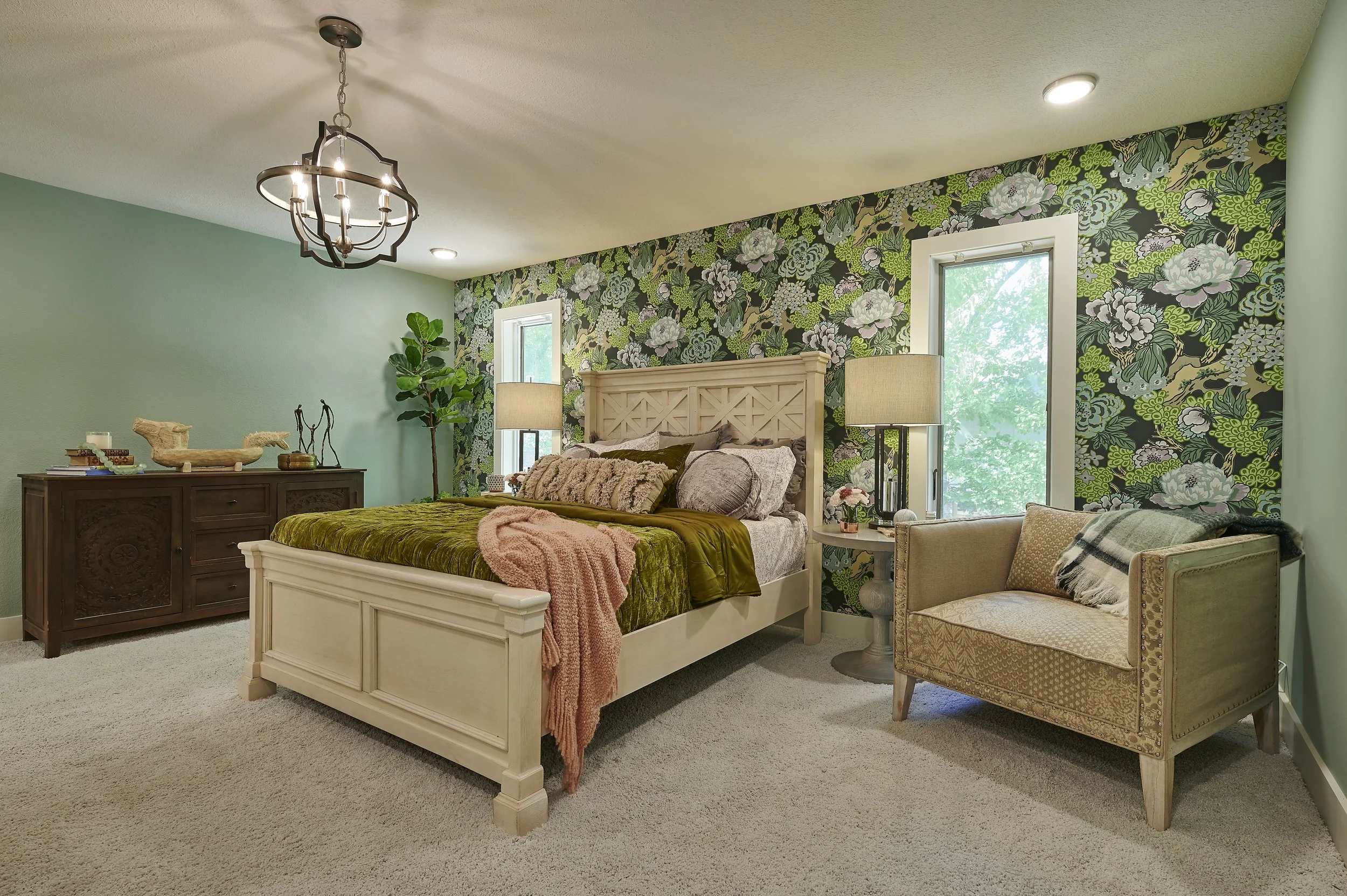 Modern Bedroom 
Elegant Bedroom 
Green Bedroom 
Construction 
Modern Design 
Kansas Construction 
Design and Construction
