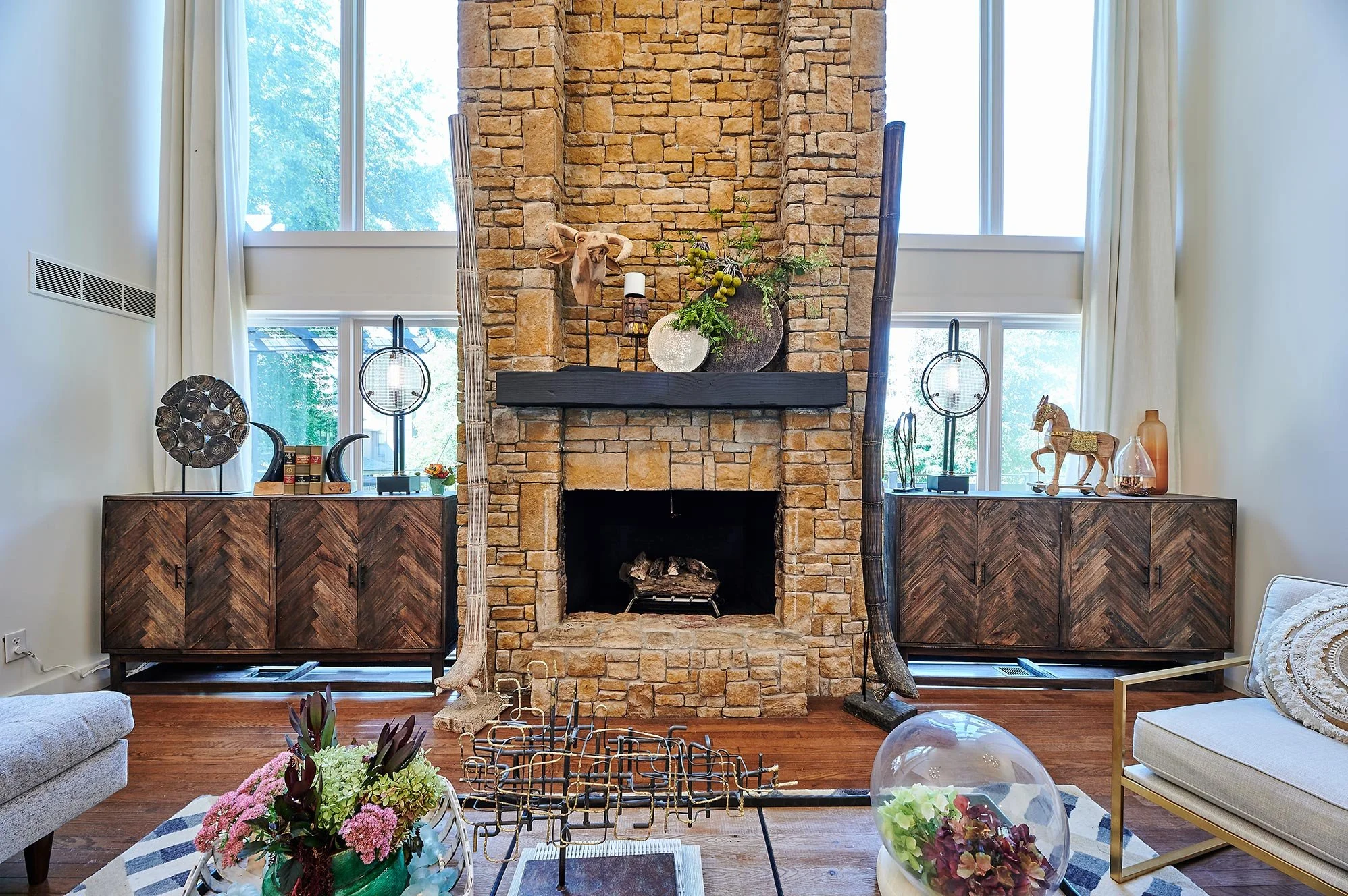 Modern Living Room 
Modern Fire Pit 
High Ceiling Living Room 
Open Living Room 
Construction 
Modern Design 
Kansas Construction 
Design and Construction
