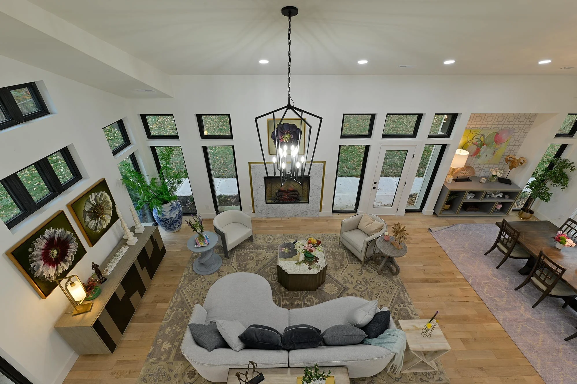 Modern Living Room 
High Ceiling Living Room 
Open Living Room 
White Living Room 
Elegant Living Room 
Construction 
Modern Design 
Kansas Construction 
Design and Construction