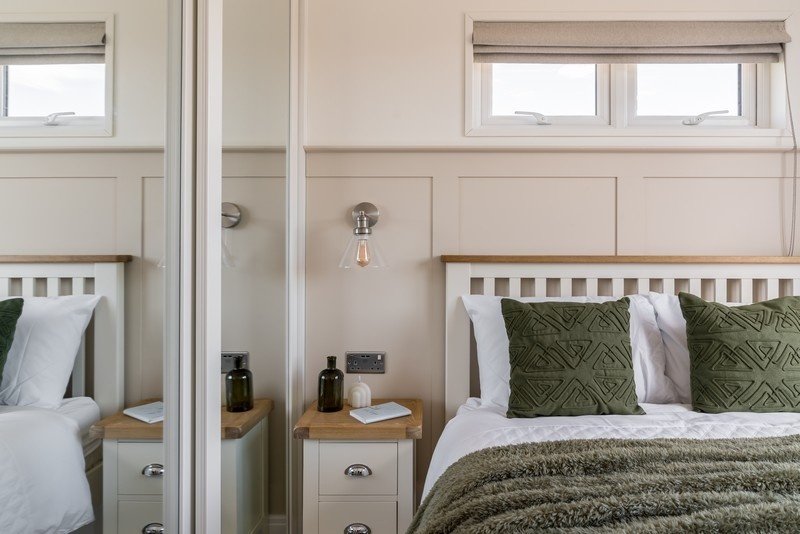 PLOT_71_HARBUR_BEDROOM_2-07622.jpg