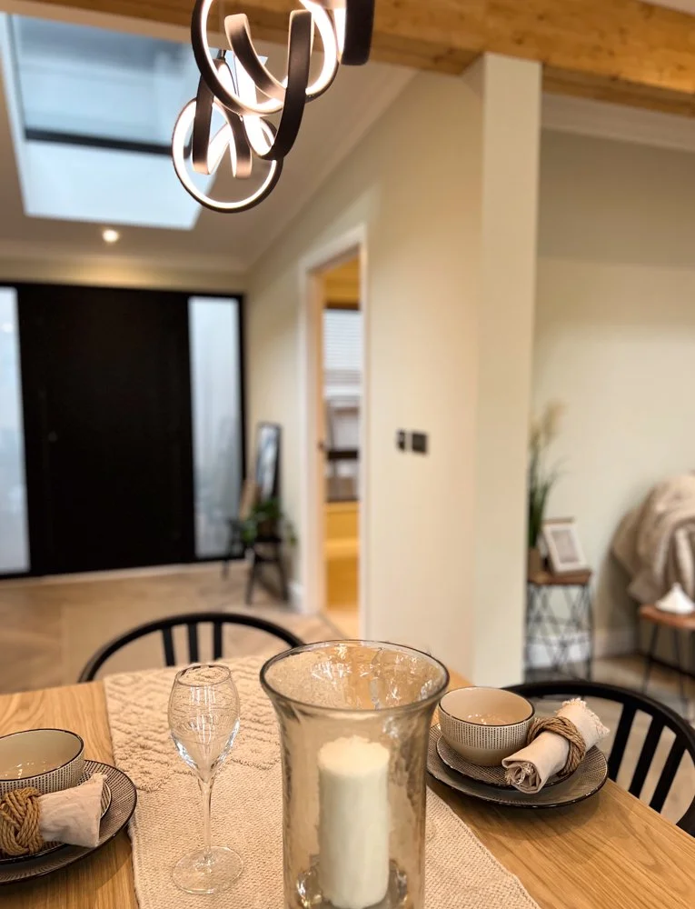 Curve dining area by Harbur-17.jpg
