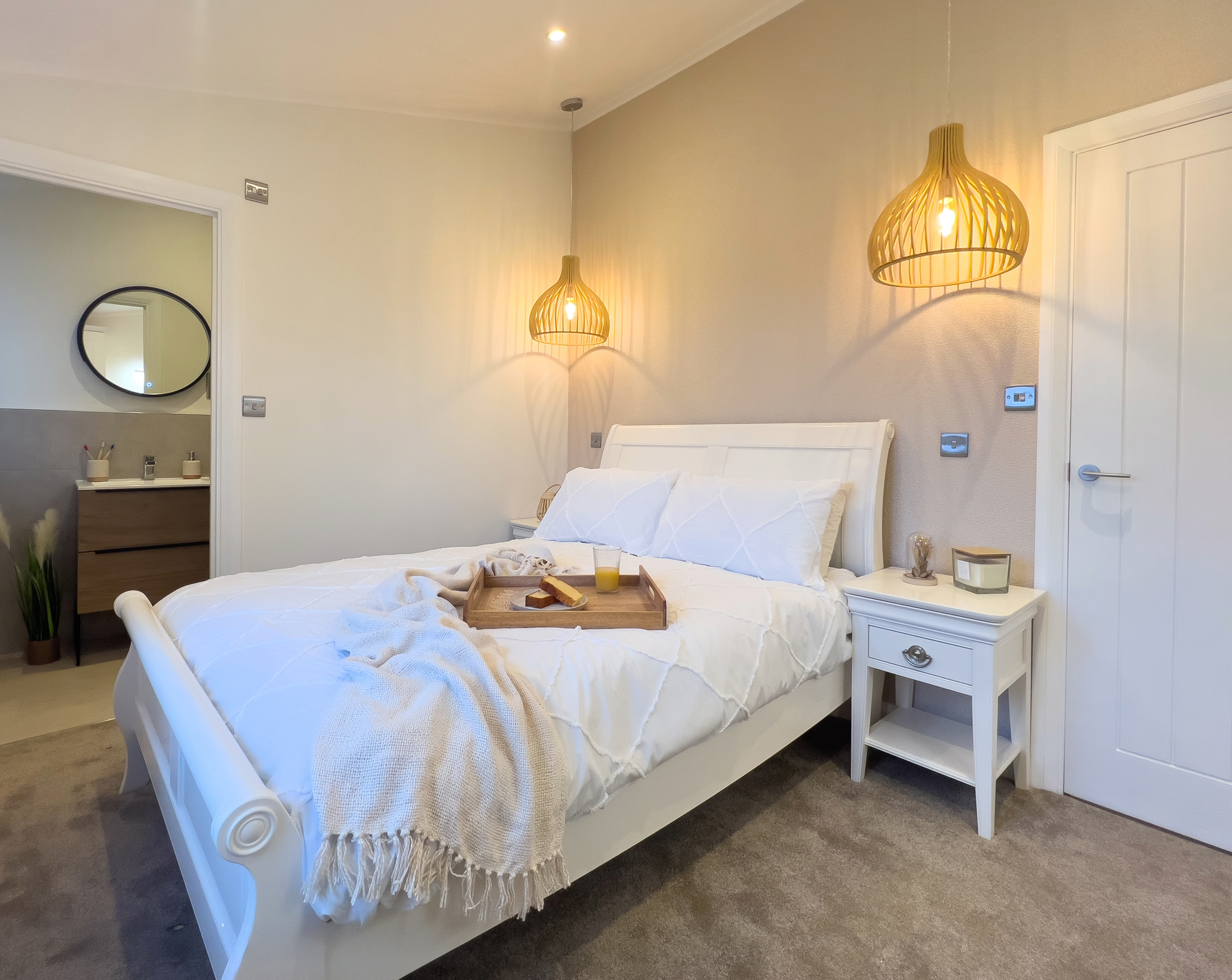 H4 Bespoke Bedroom.png