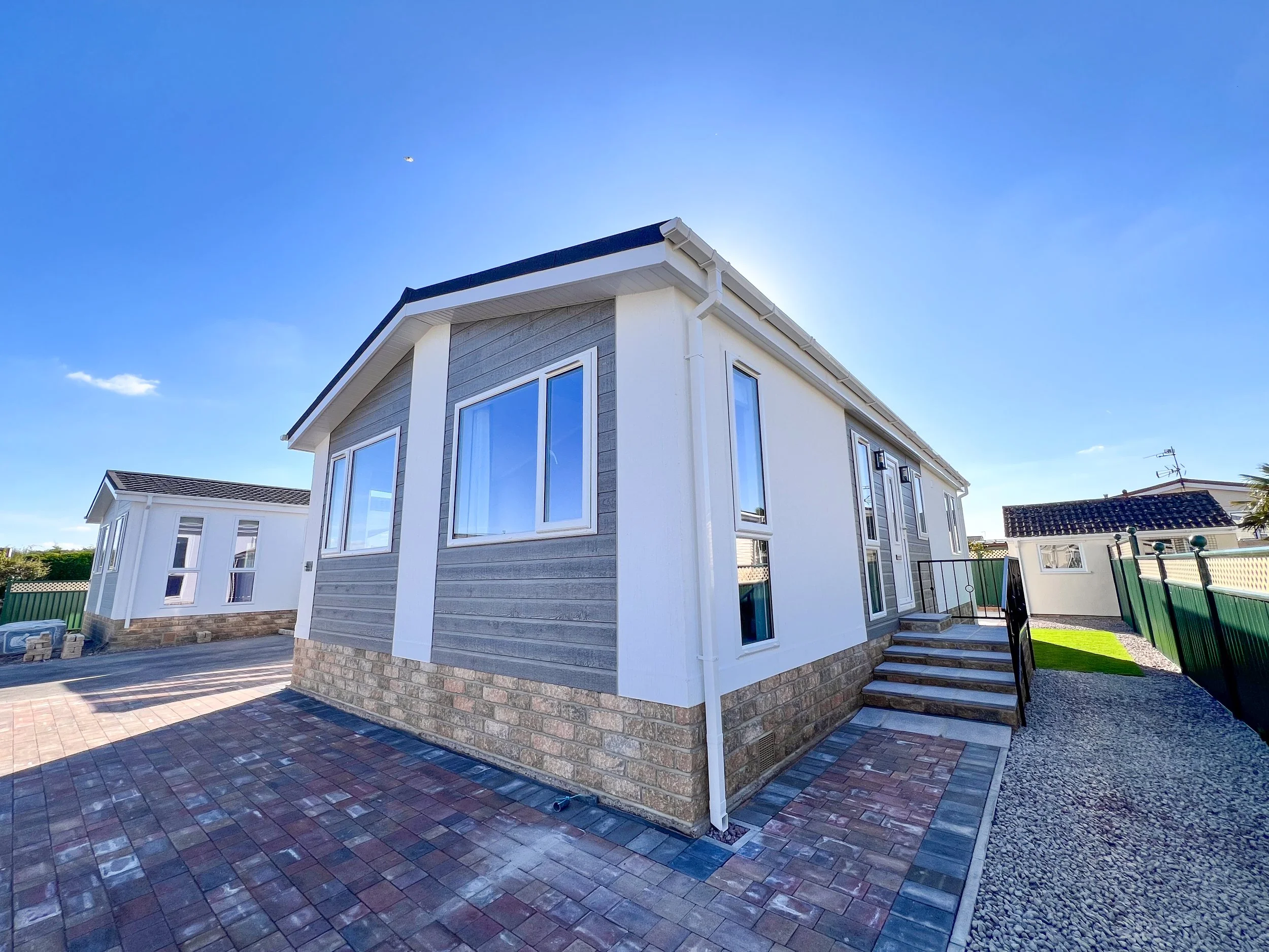 H4 Essentials Exterior2.jpg