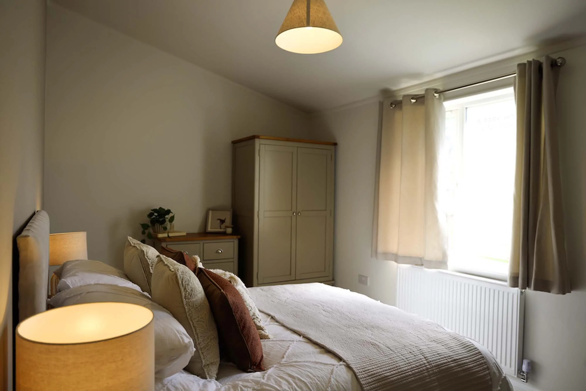 master bedroom small.jpg