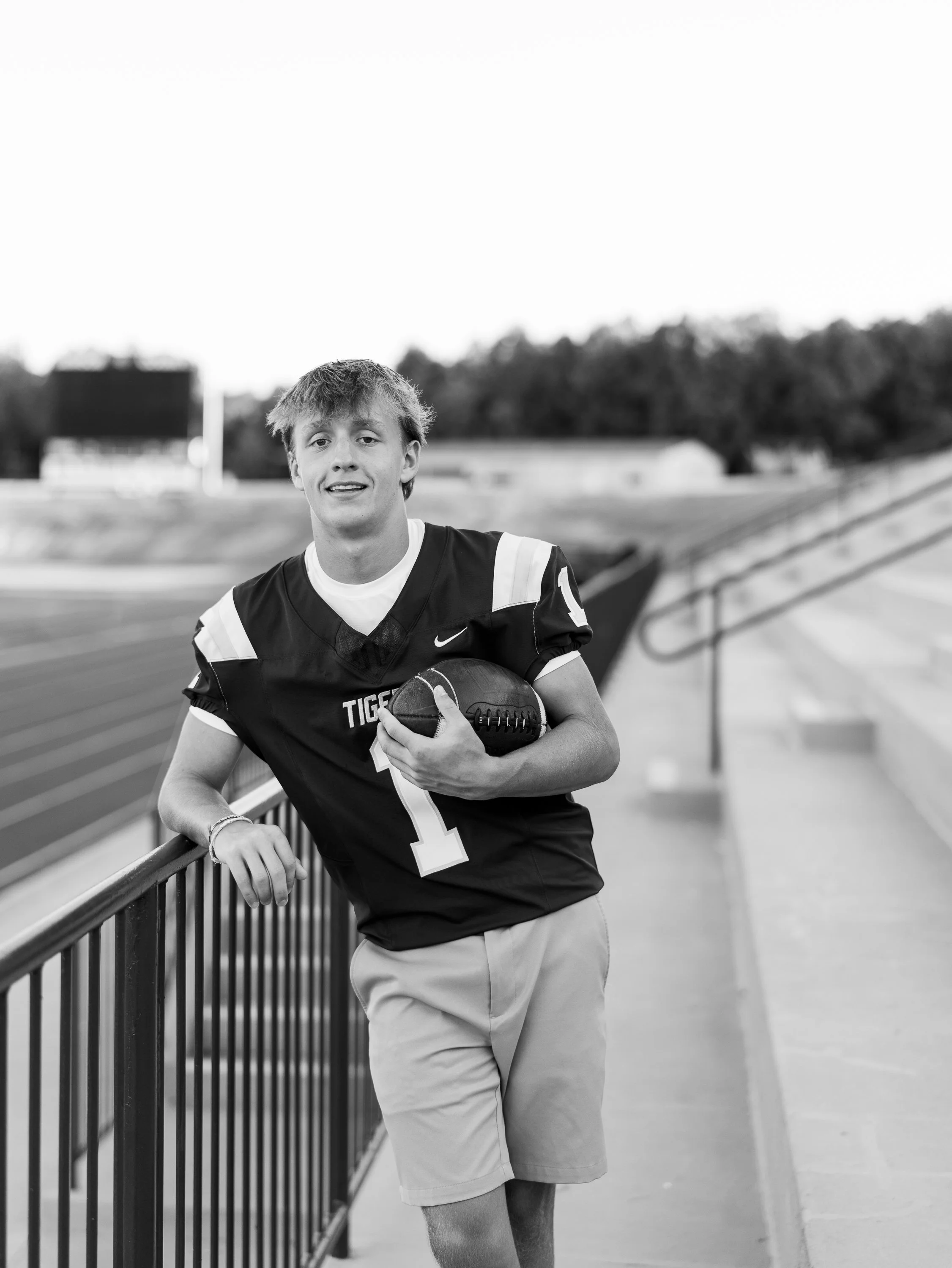 CASH- 2027 - AVERYELISEPHOTOGRAPHY-12.jpg