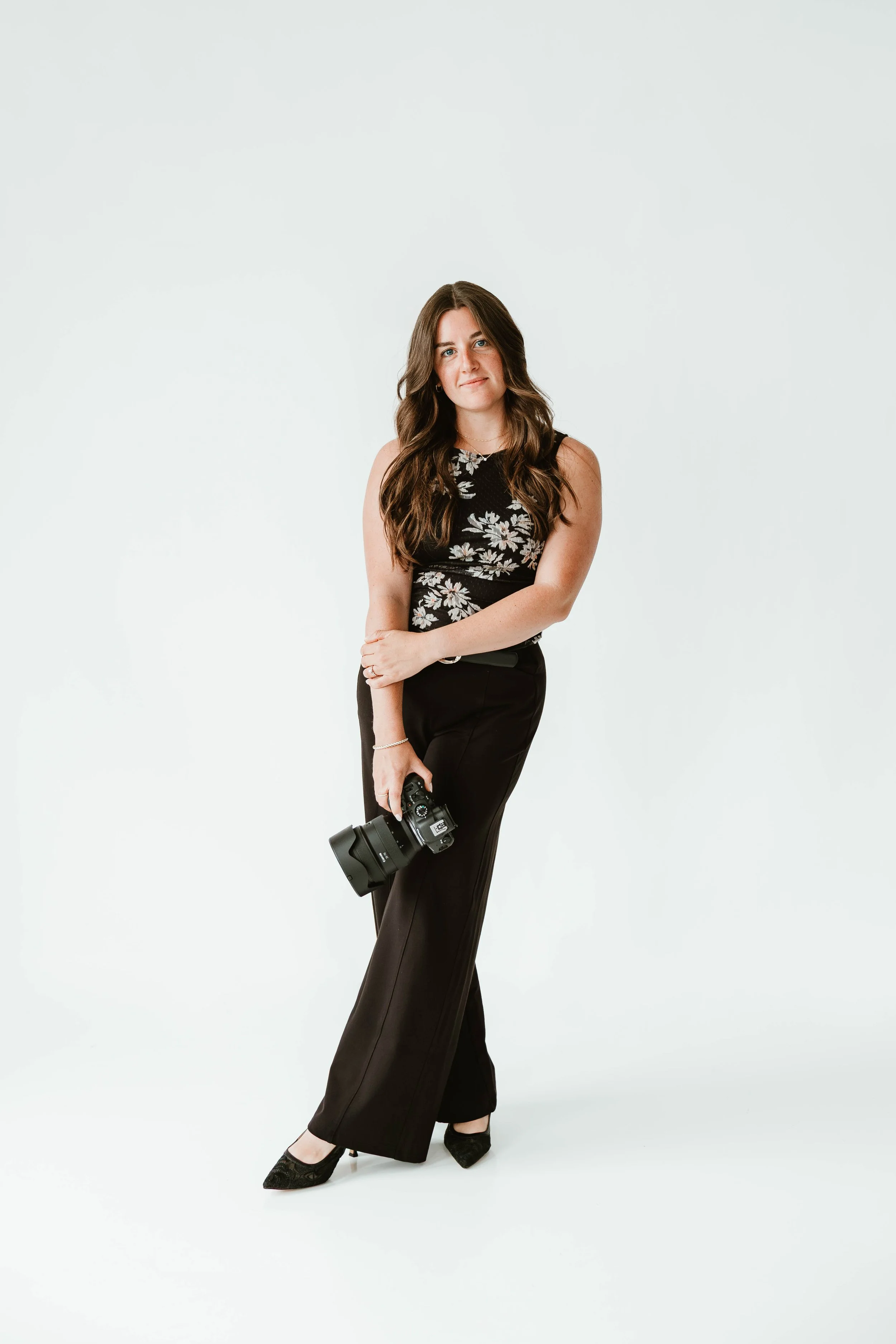 Christina Josephson Photography is a wedding photographer based in Kansas City, Missouri but serves couples worldwide.