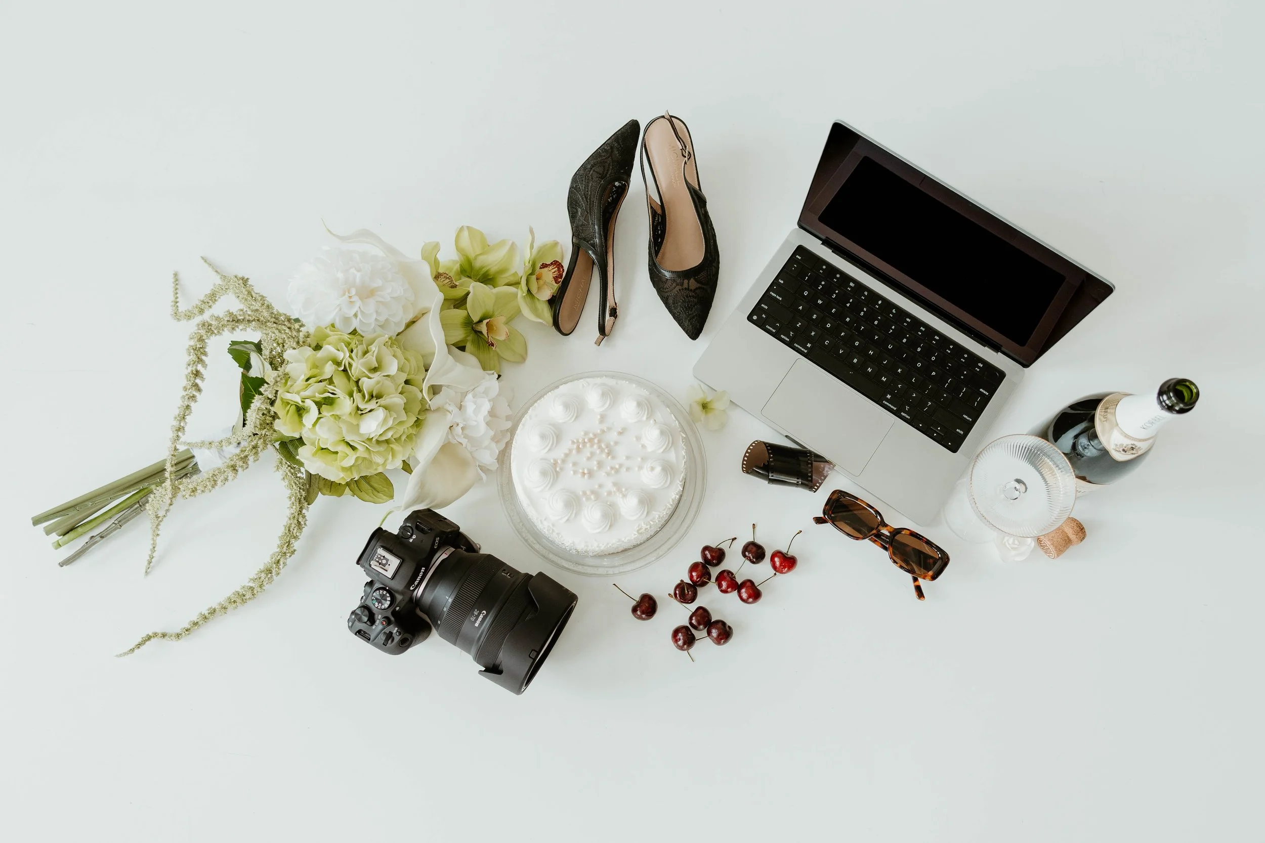 Christina Josephson Photography - wedding photographer for modern romantics.