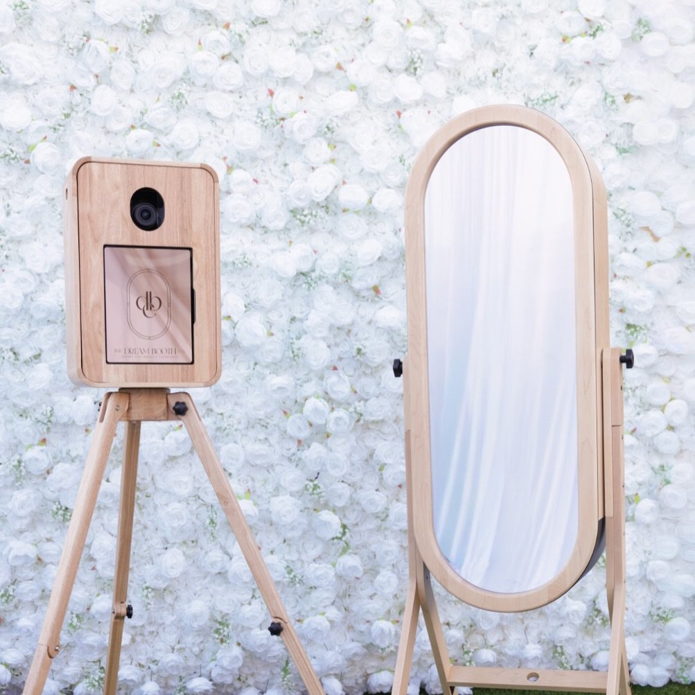 This is what photo booth dreams are made of 🤍 
2024 us would never believe 2026 us!

📸: @veialuxevending

-
-
-

#lasvegasphotobooth #lasvegasweddings #lasvegasbrides #lasvegasevents #lasvegaseventplanners