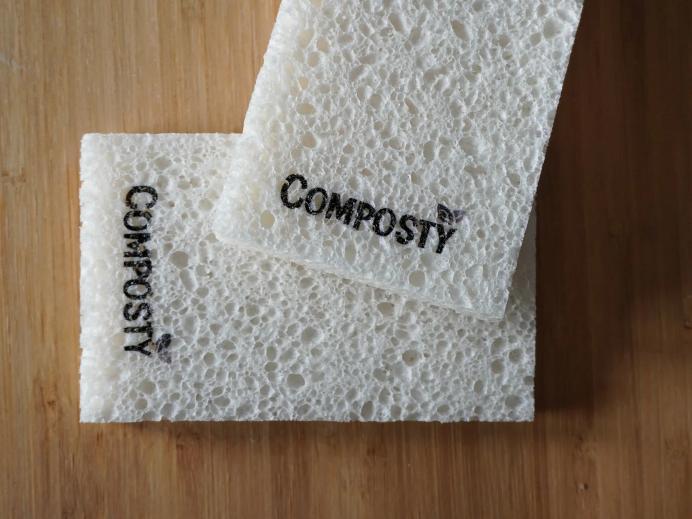 Composty_Kitchen_Sponges_CloseUp_Landscape_Image.jpg
