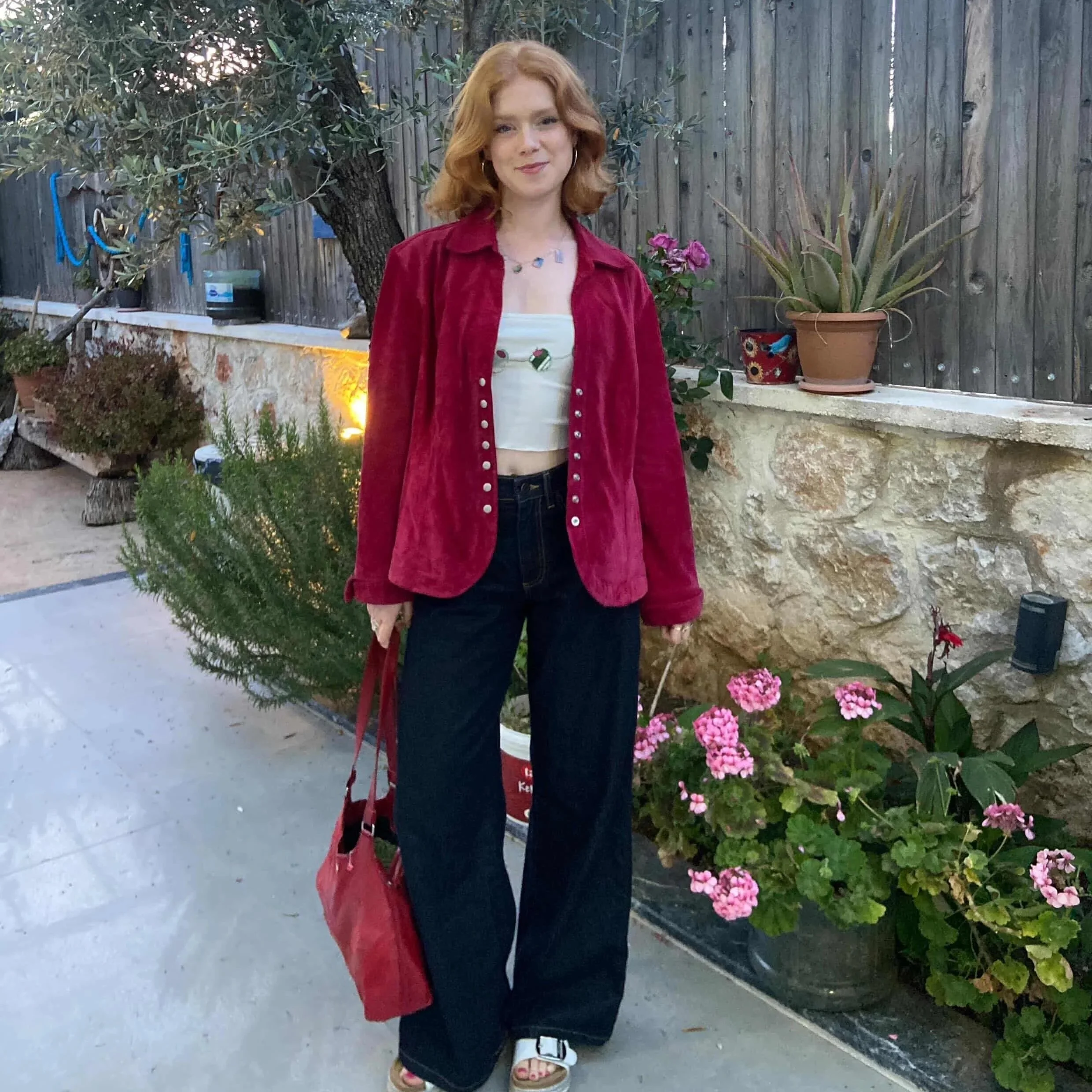 Sustainable Summer Series 2024 influencer profile featuring @threadsforapenny