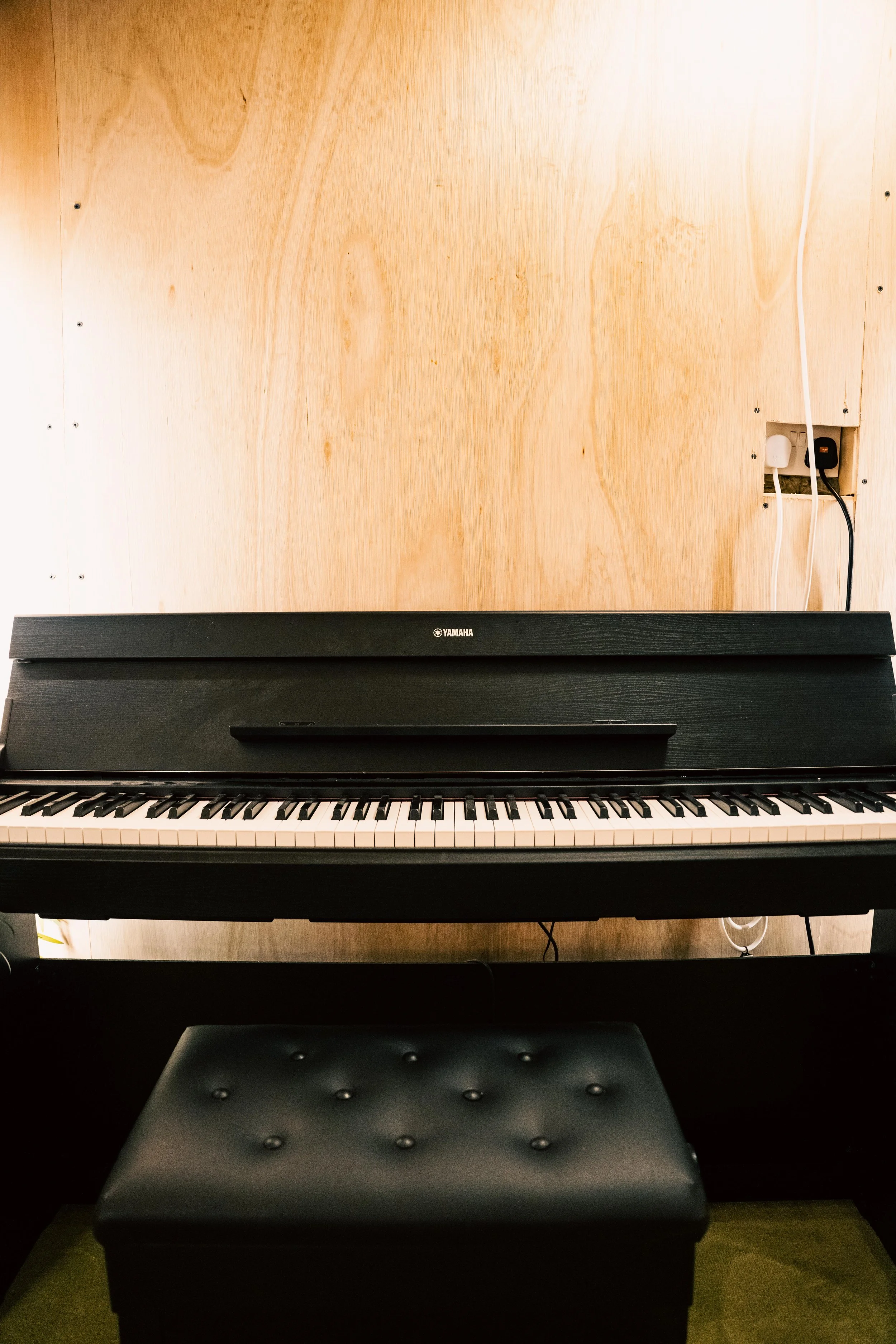 @kitasherconor_earth_studios041.jpg