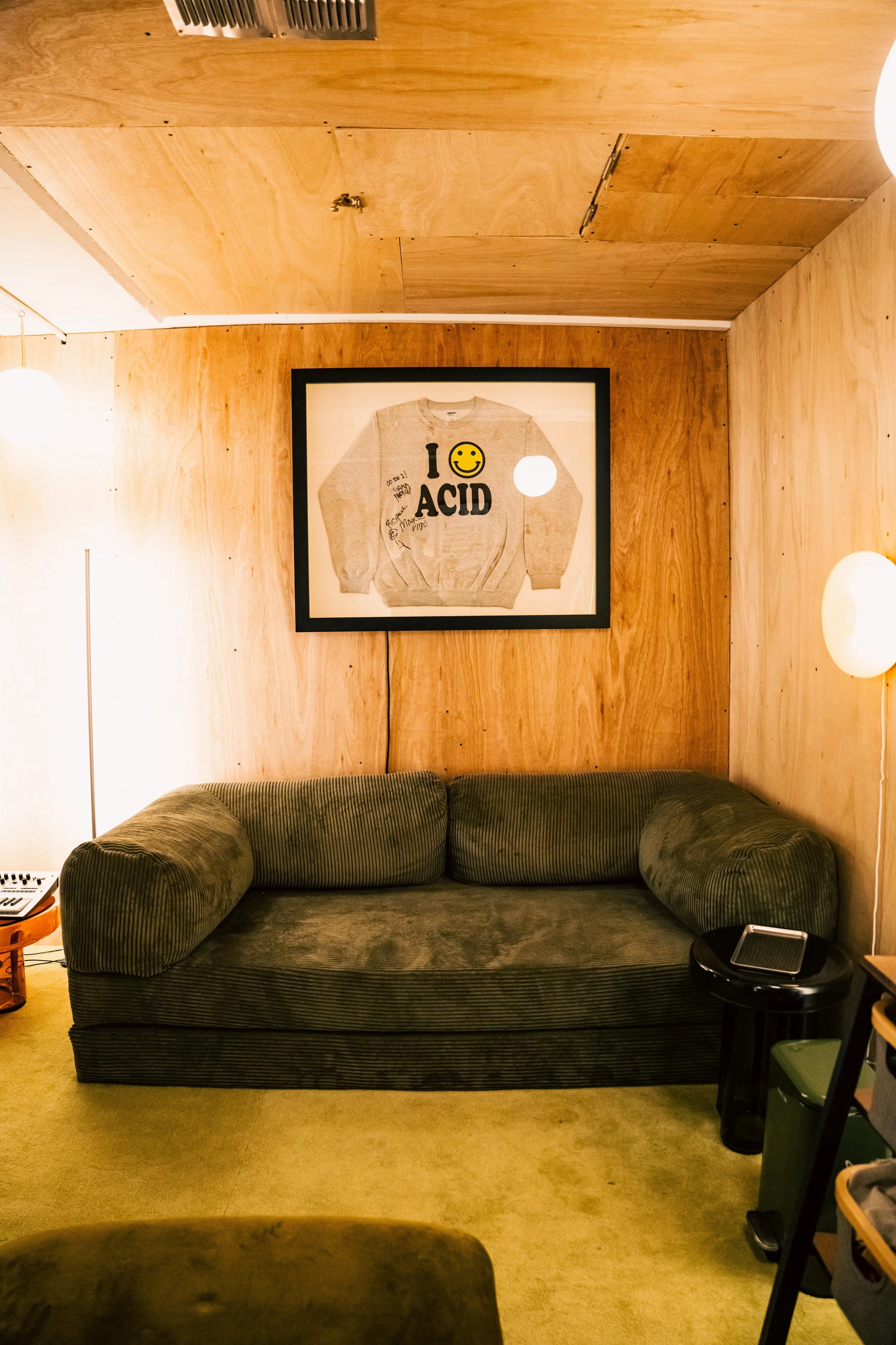 @kitasherconor_earth_studios043.jpg