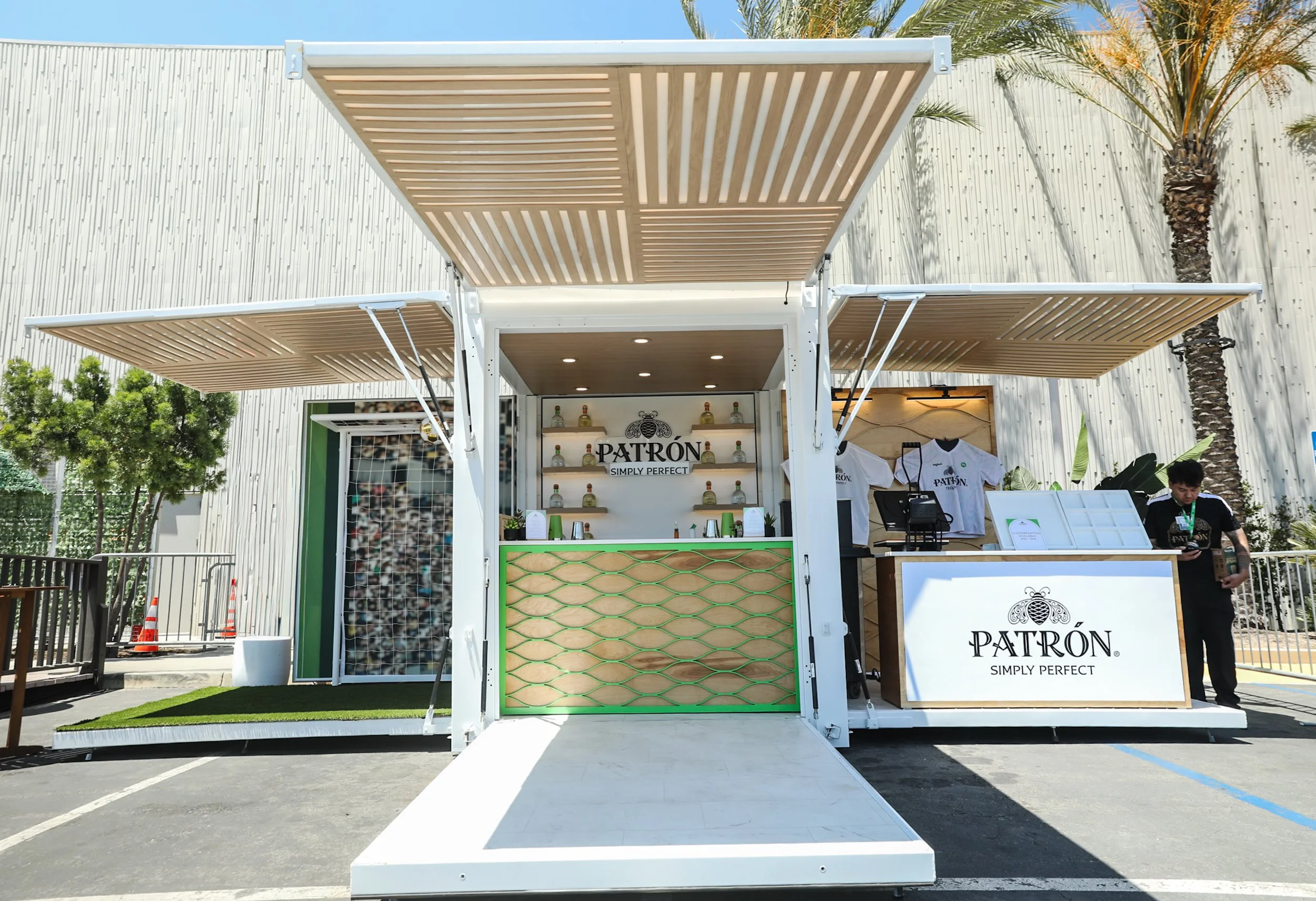 PATRON-HOLLYWOODPARK-6.15.26-008.JPG