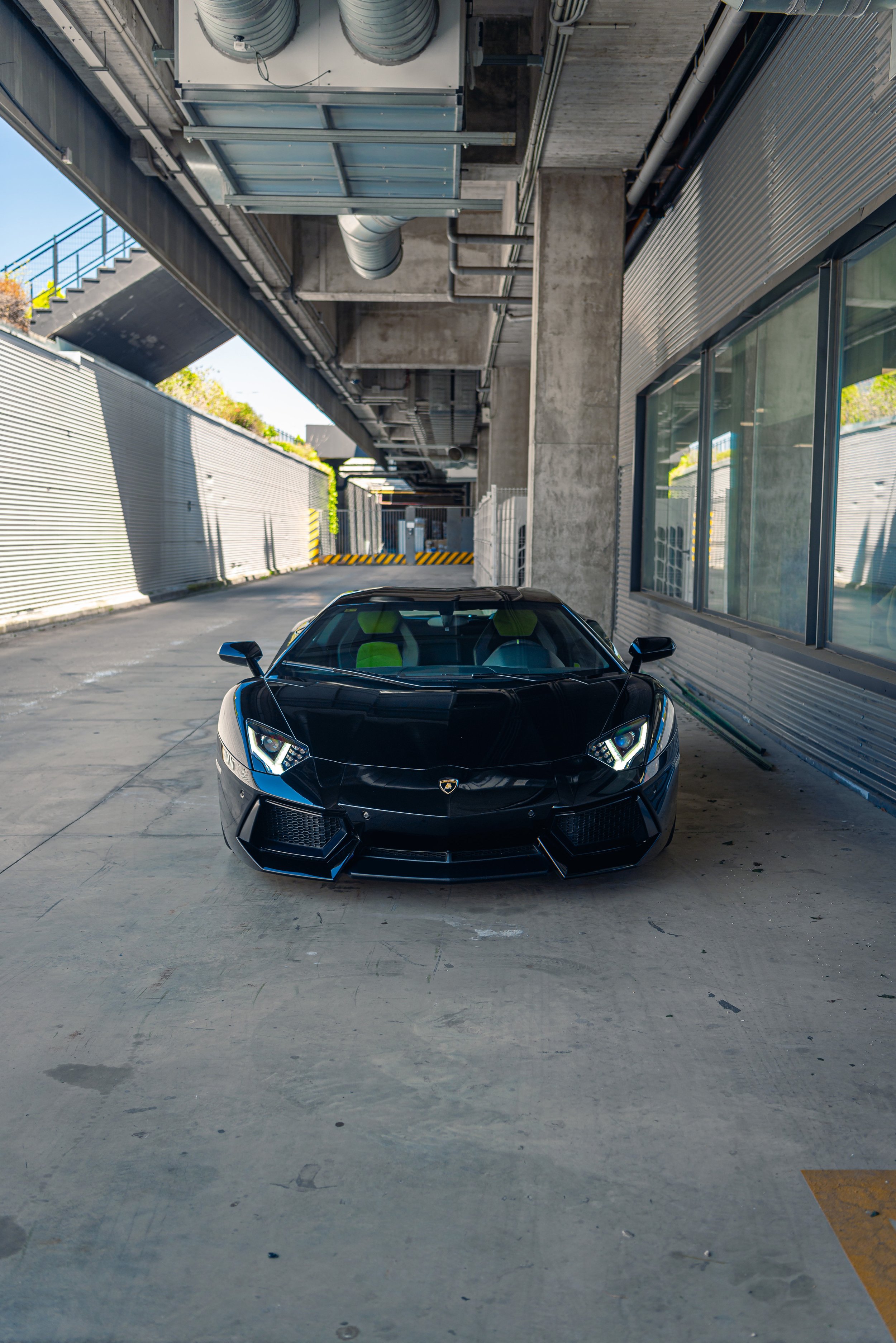 Lamborghini Aventador-7.jpg
