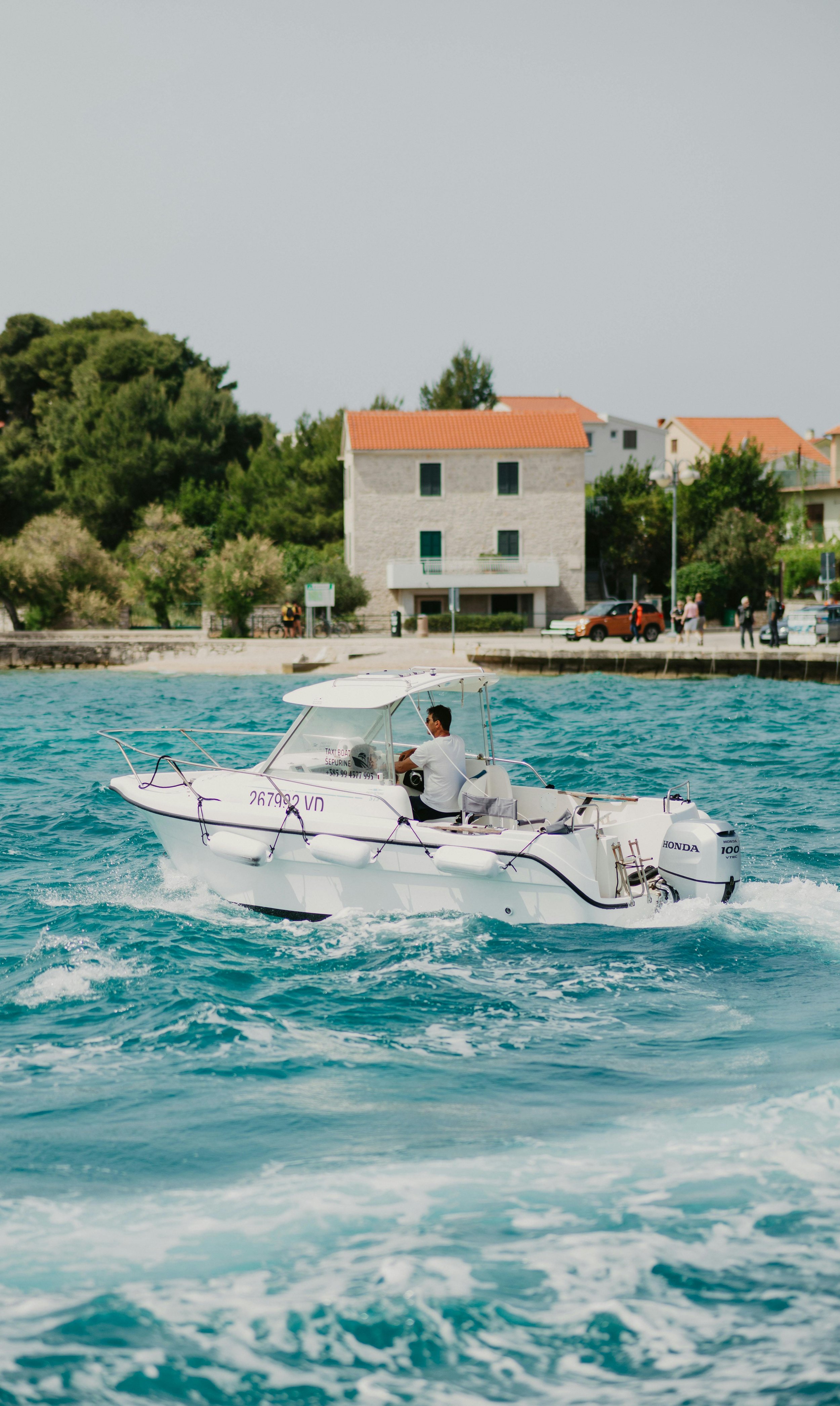 How to Choose the Right Resin for Marine Applications