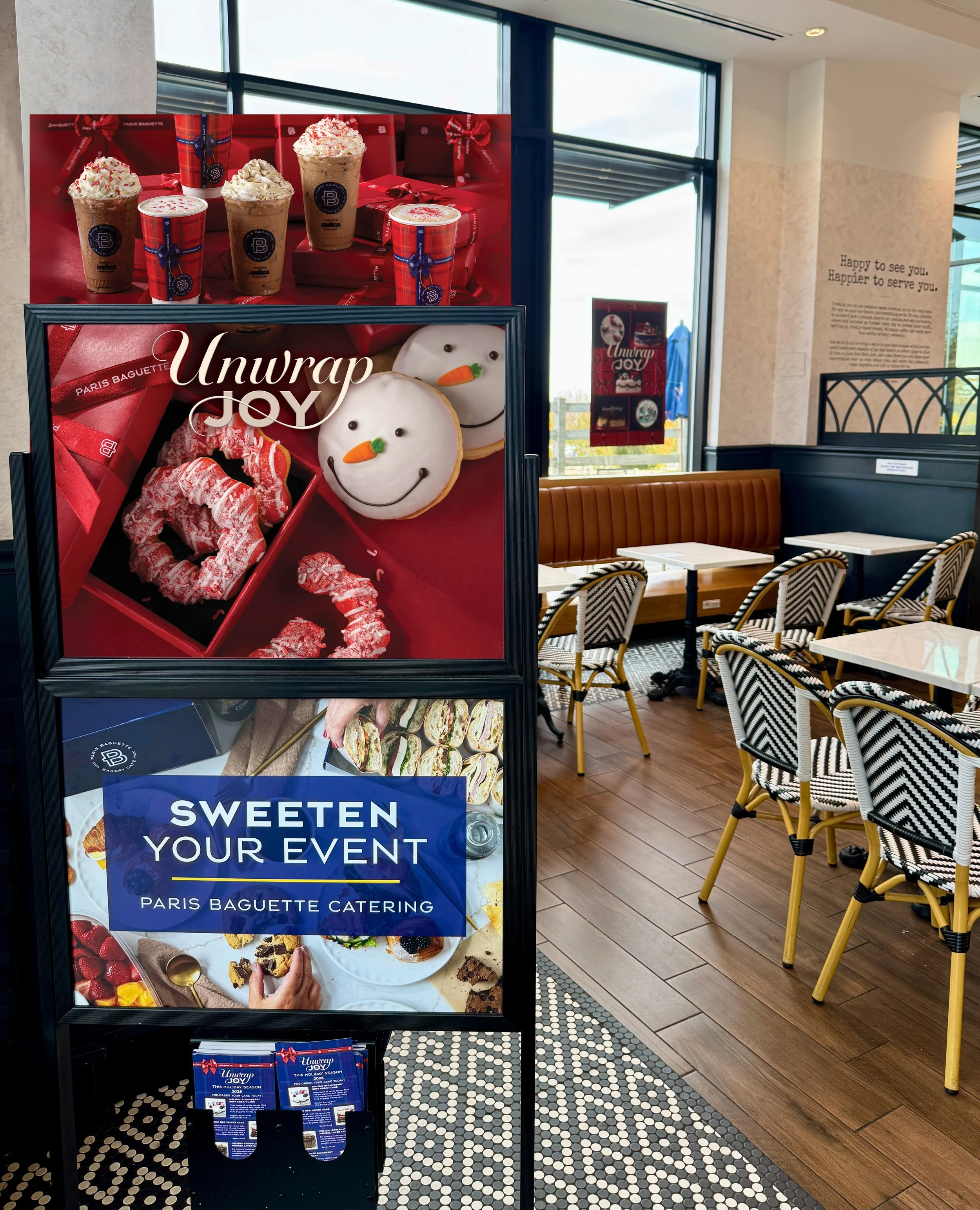 Holiday CS In Cafe.jpg