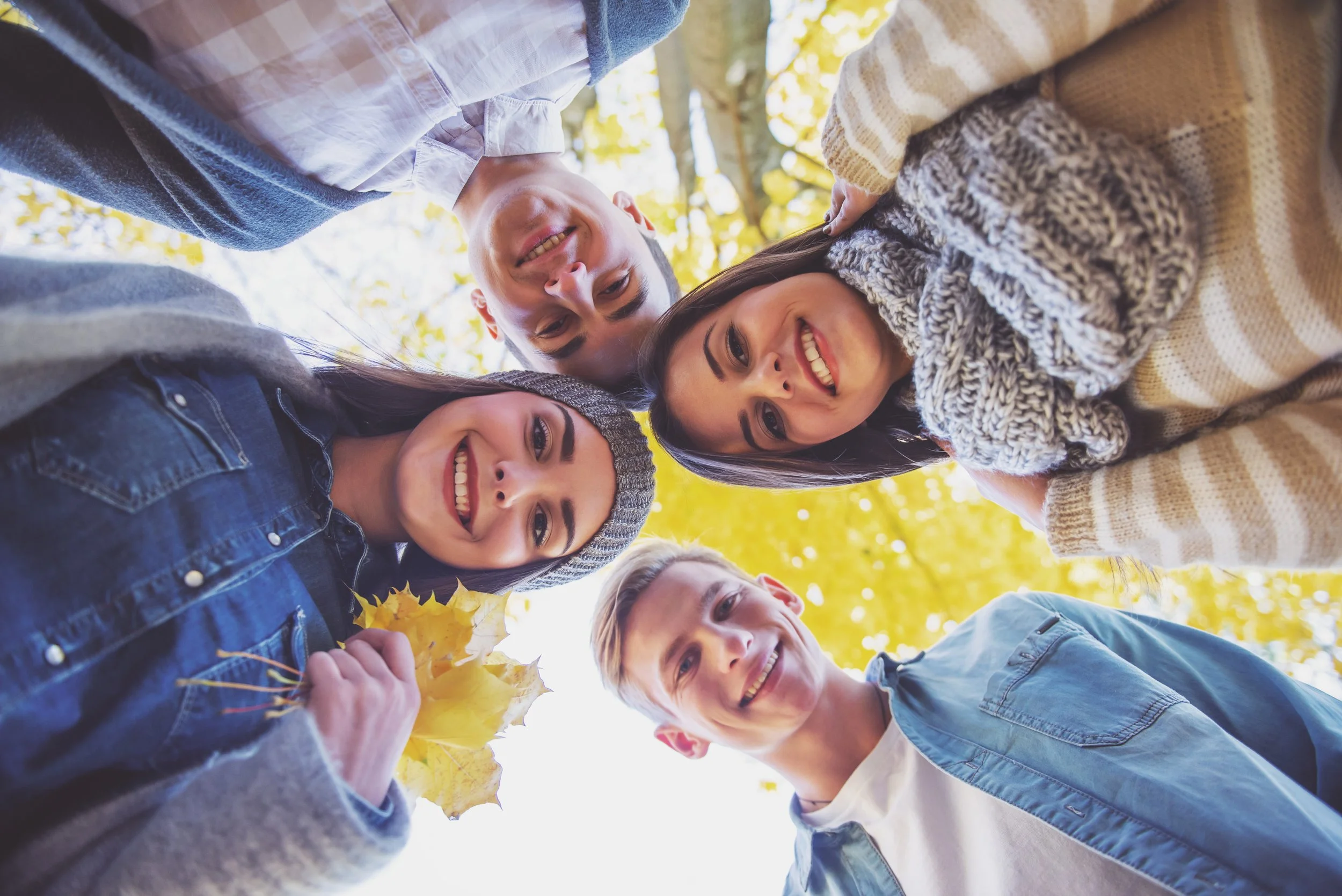 students-in-autumn-park