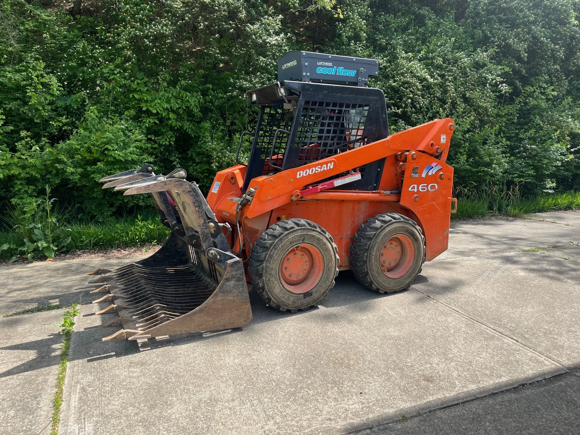Schroders Land Rescue LLC Doosan 460 Plus