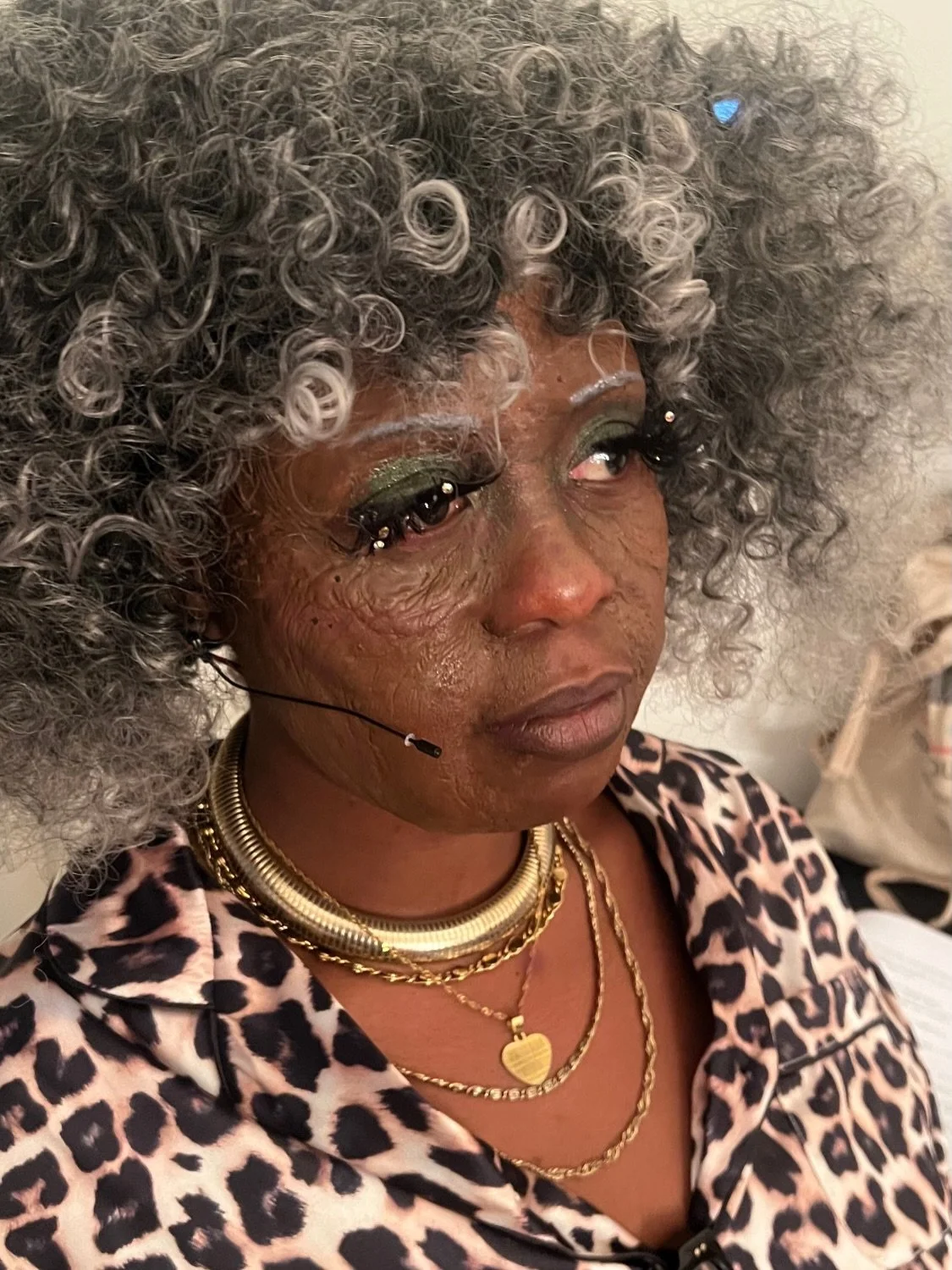 Lead SFX + MUA for @xyz_projects &lsquo;Elders, 2046: For Living and Dying Otherwise&rsquo; Three day run at @wellcomecollection 

produced by @kamariromeoproducer keeping us all fed, caffeinated &amp; looked after. 🌟

1st assist @mackerelmonday 
2n