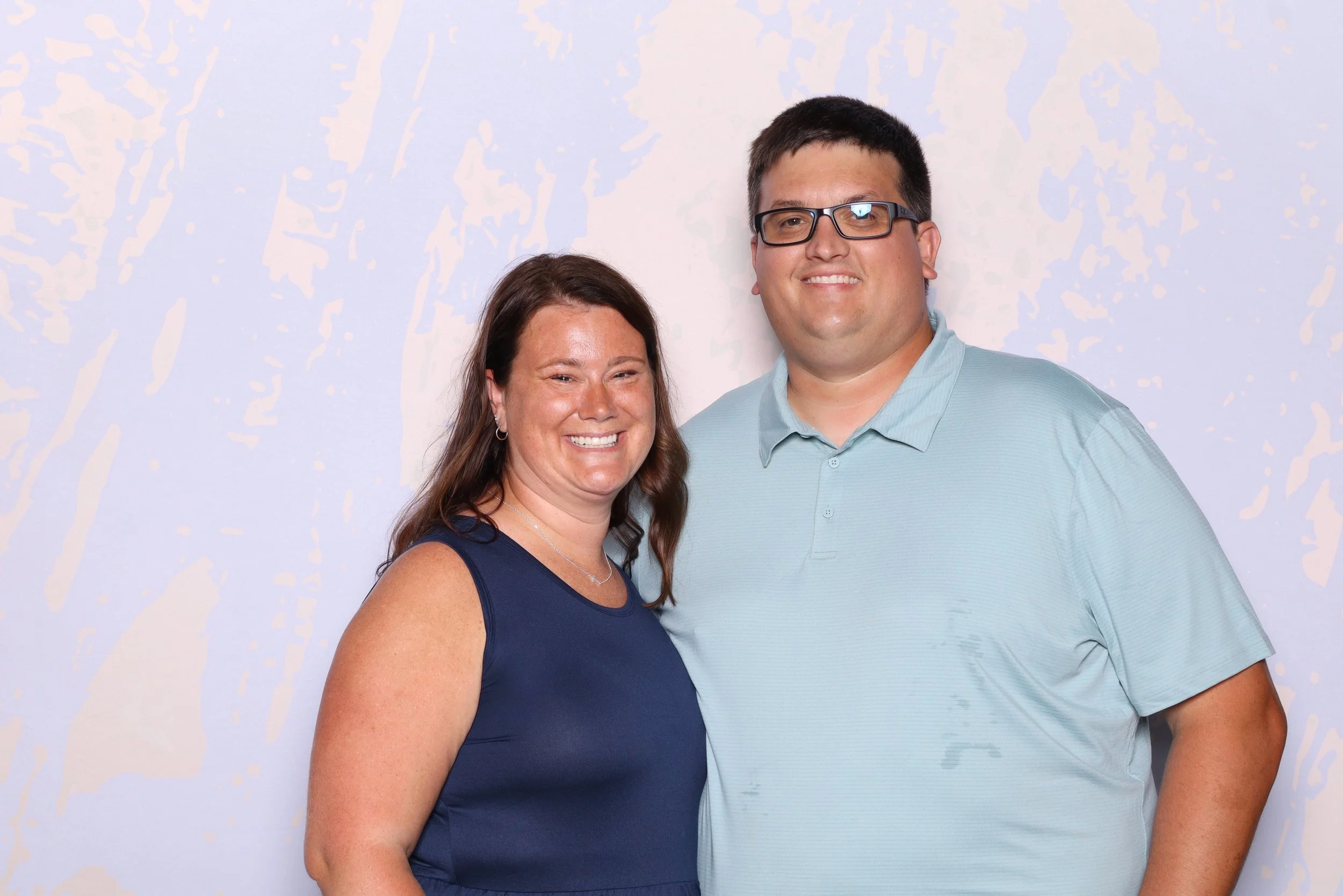 des-moines-wedding-photo-booth-guests