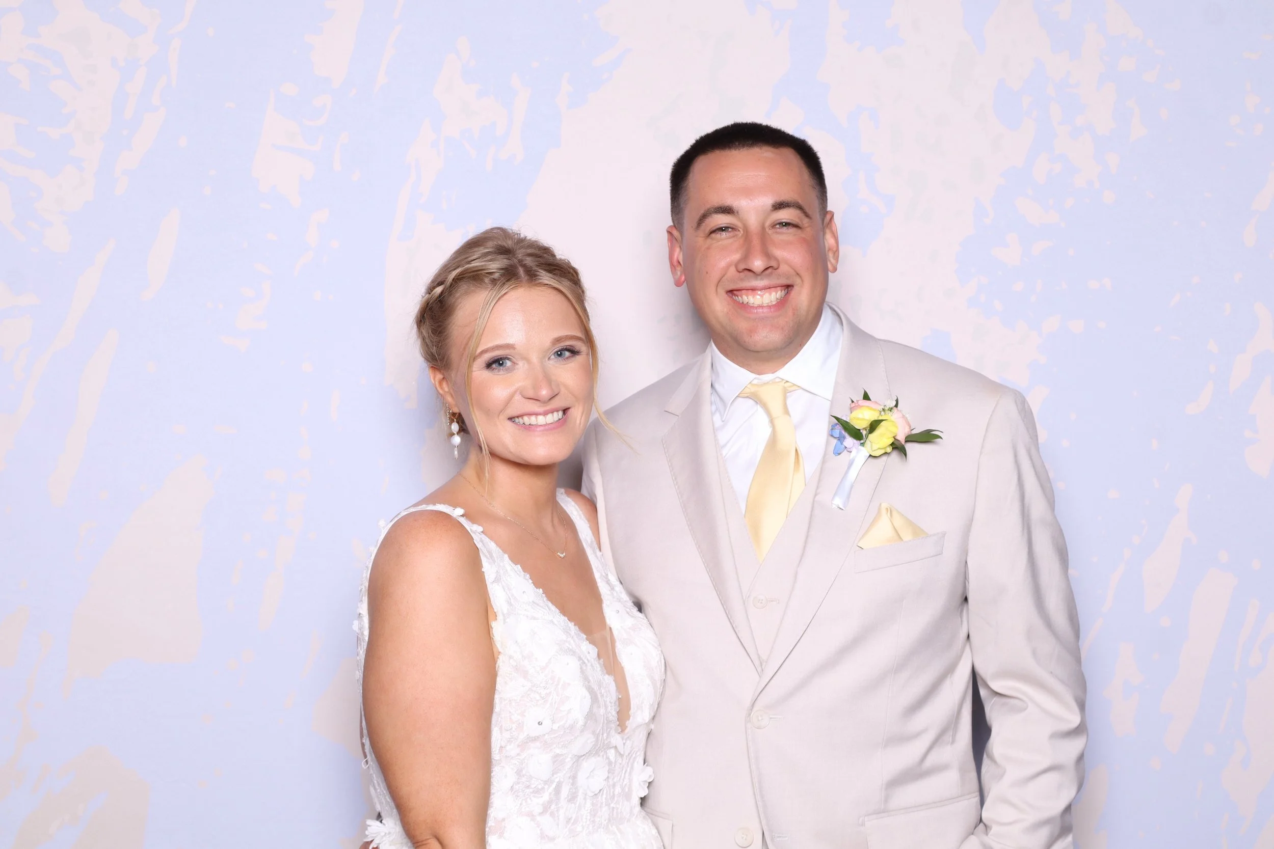 des-moines-wedding-photo-strip-printing