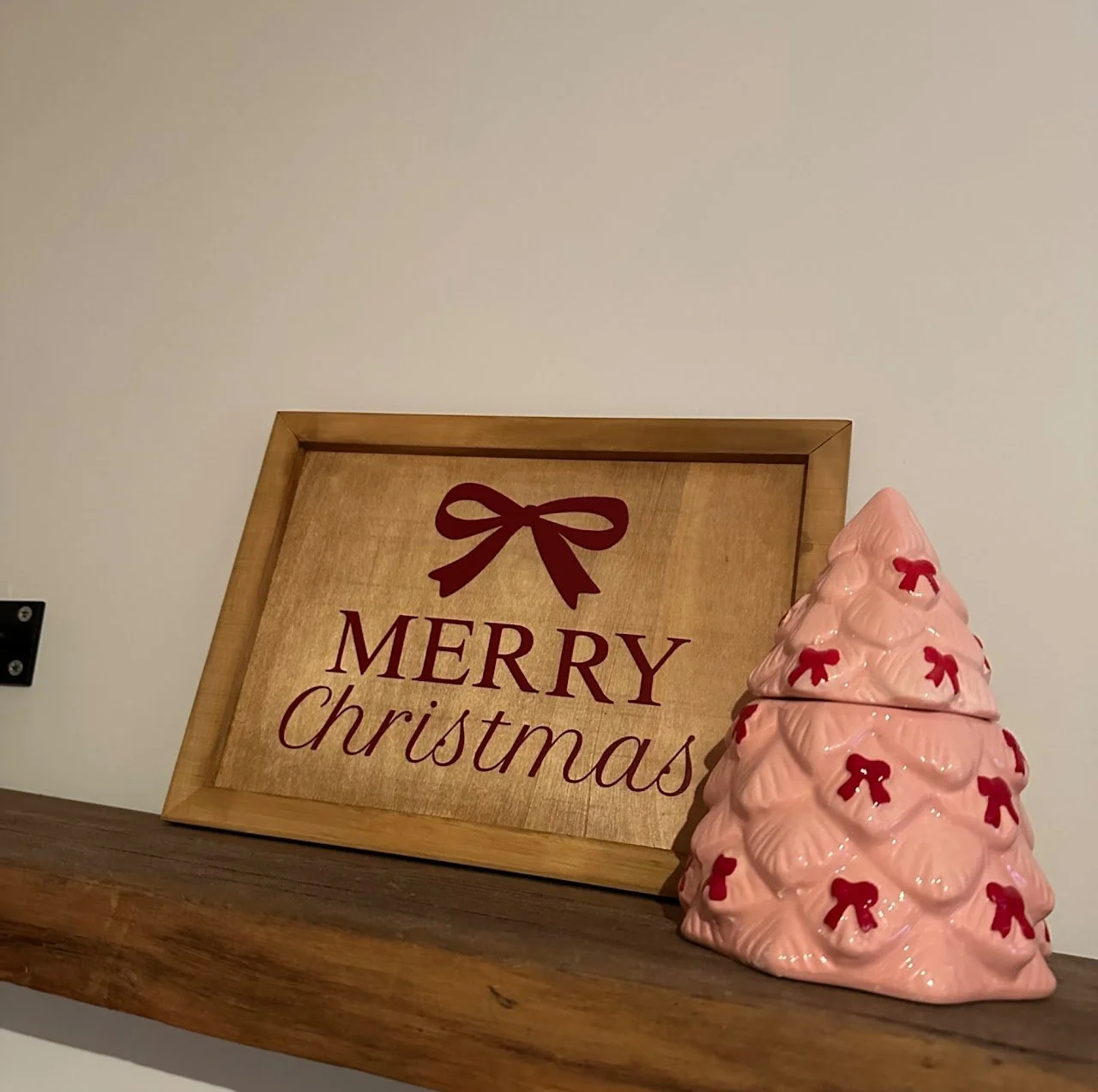 red merry christmas.jpg