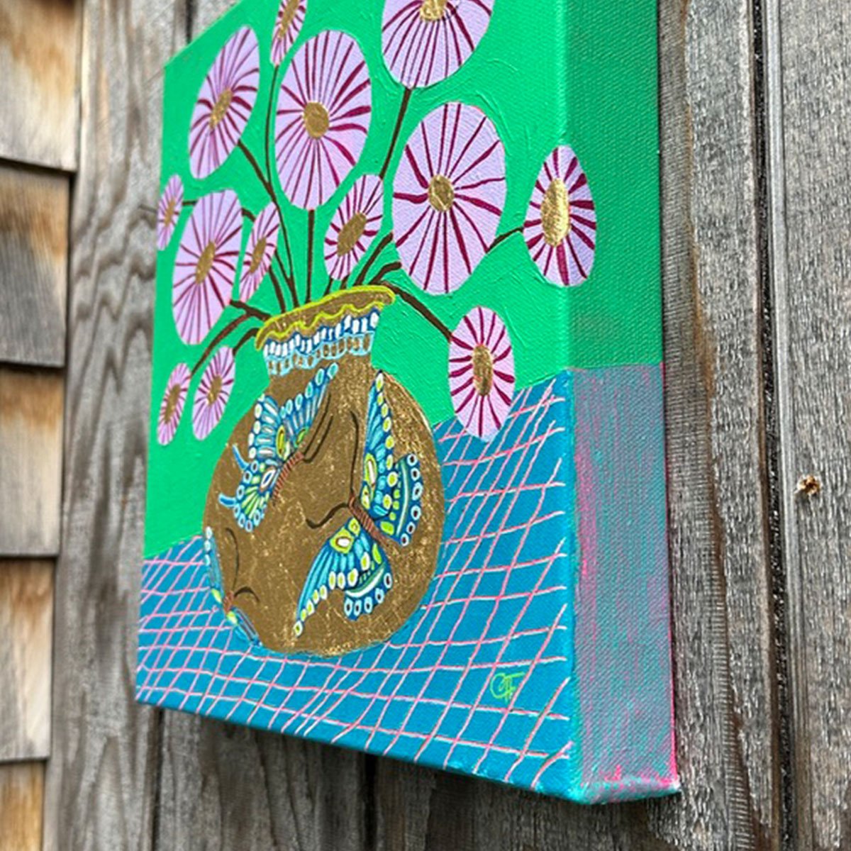 Canvas_0018_Gold Butterfly Vase on Green 3.jpg