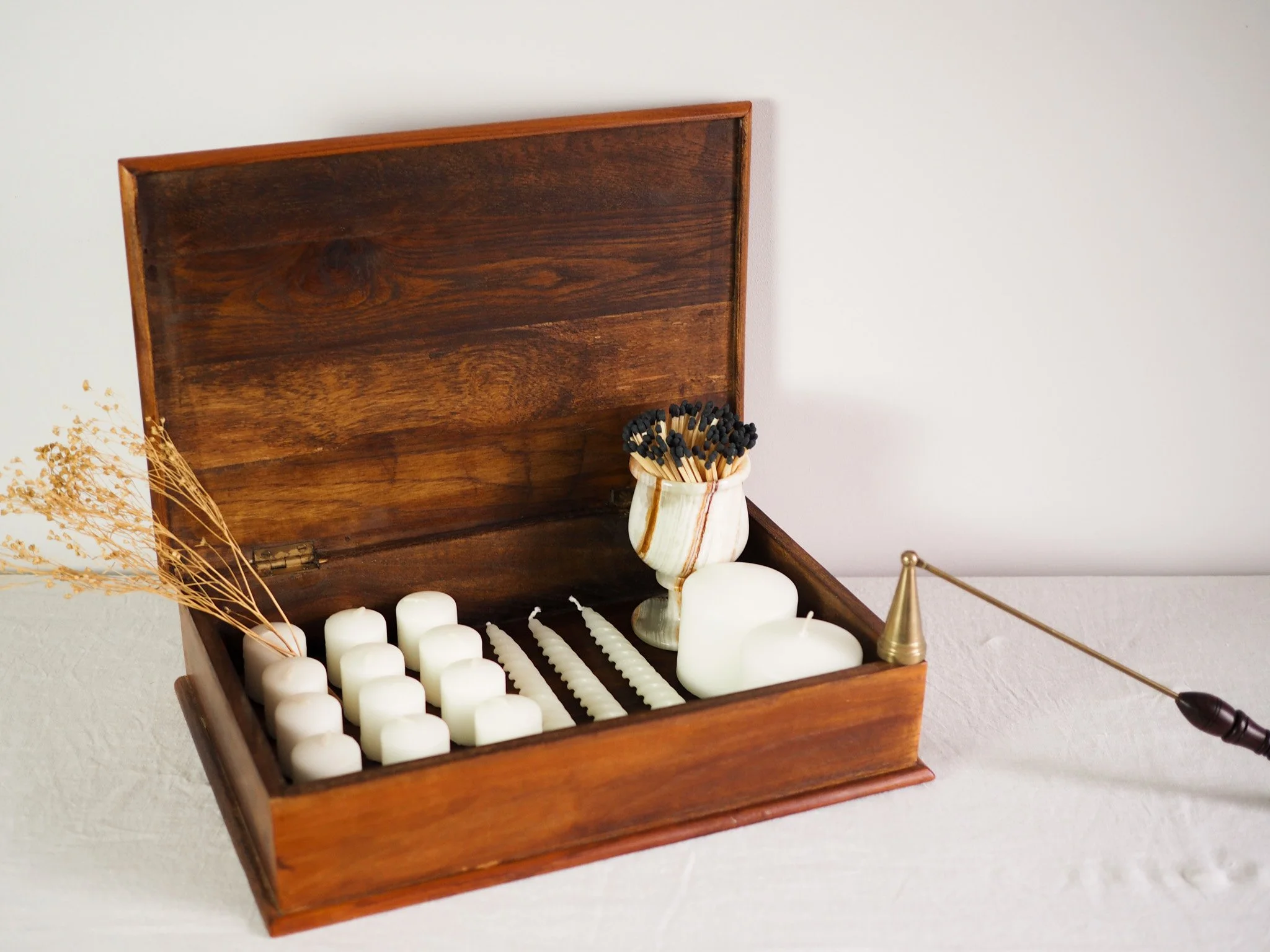 Large Vintage Wooden Keepsake Box
