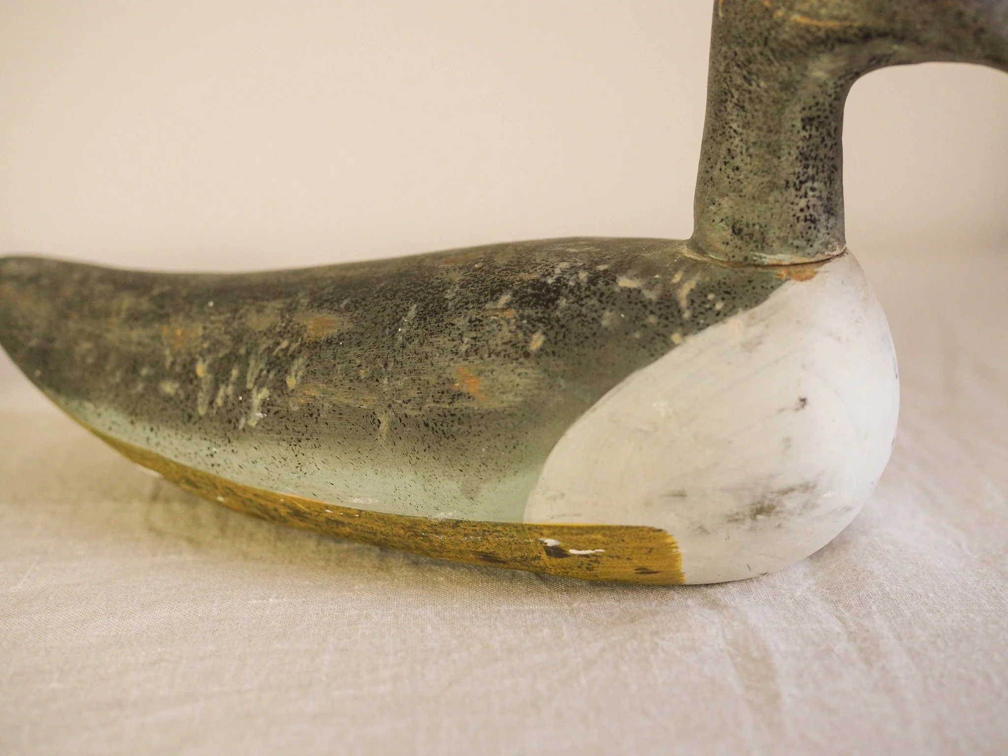 VintageHandPaintedWoodenDuckDecoys12.jpg