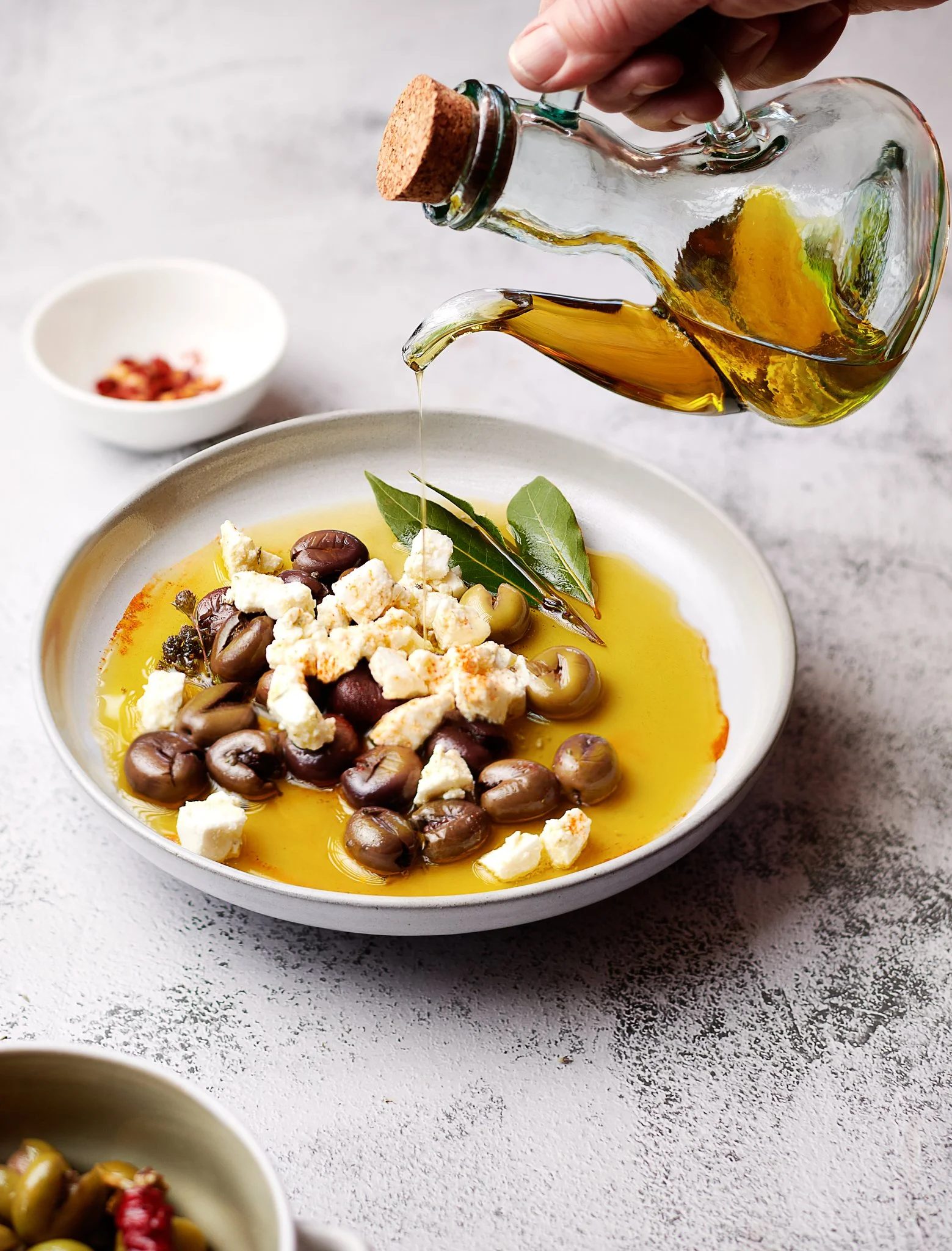 Botella_olives 3_45 deg_web.jpg
