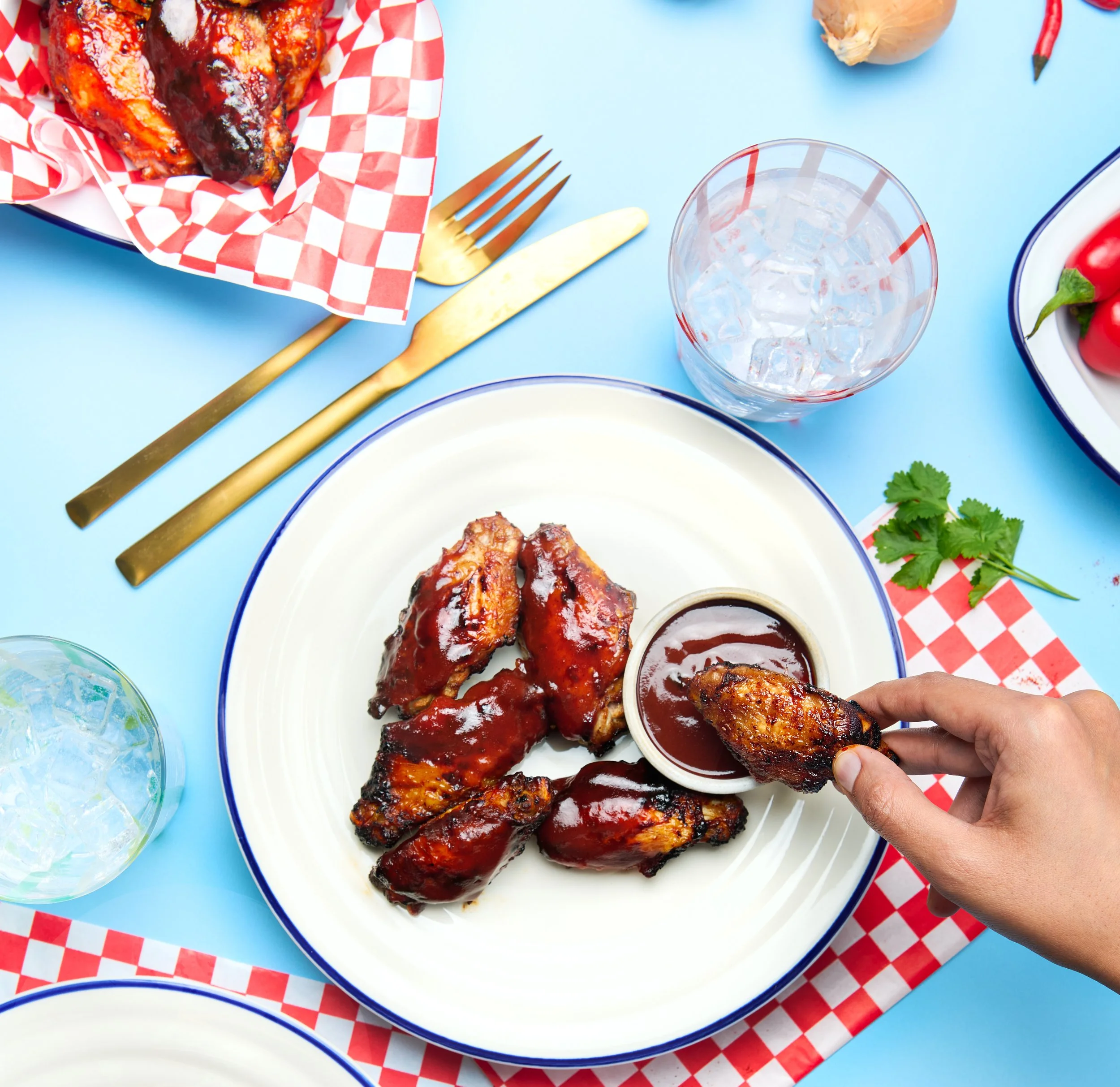 New BBQ chicken wings_Lifestyle 02.jpg