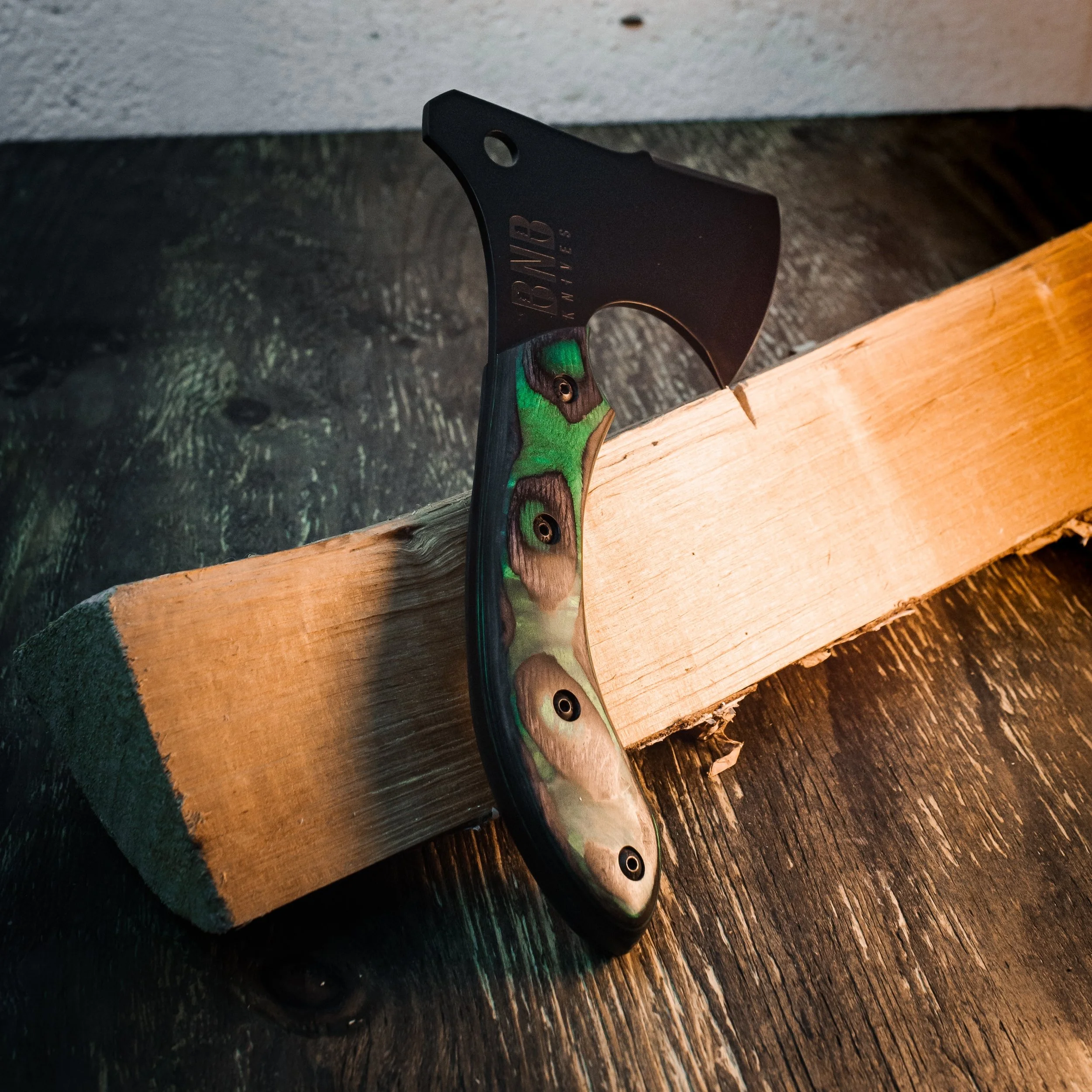 Tactical Army Hatchet pic 3.jpg
