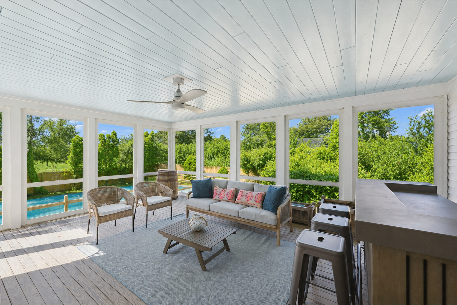 encolsed porch_summer.png