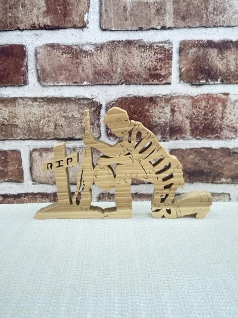 Wooden Soldier Kneeling Puzzle