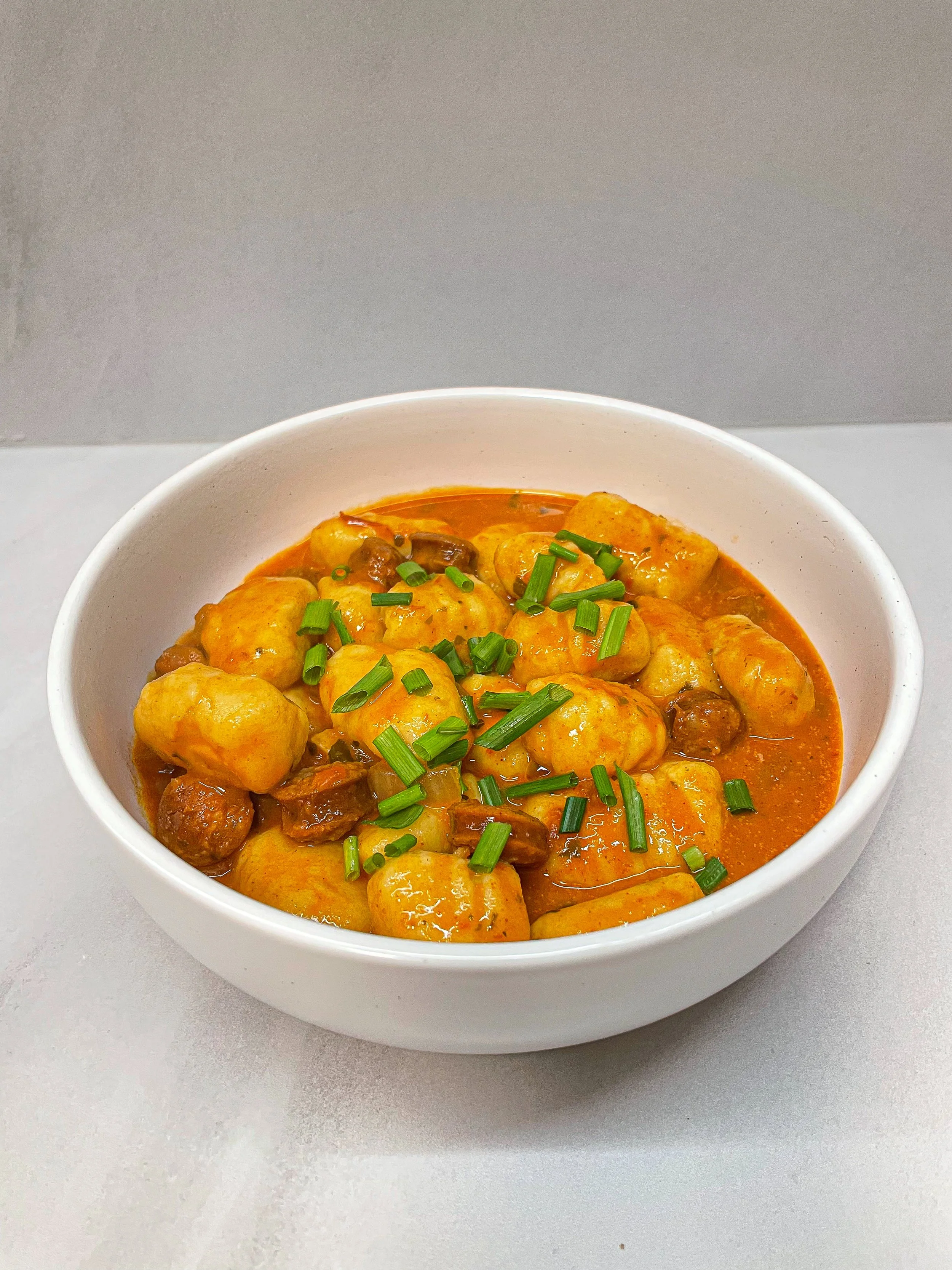 Paradicsomos-kolbászos gnocchi