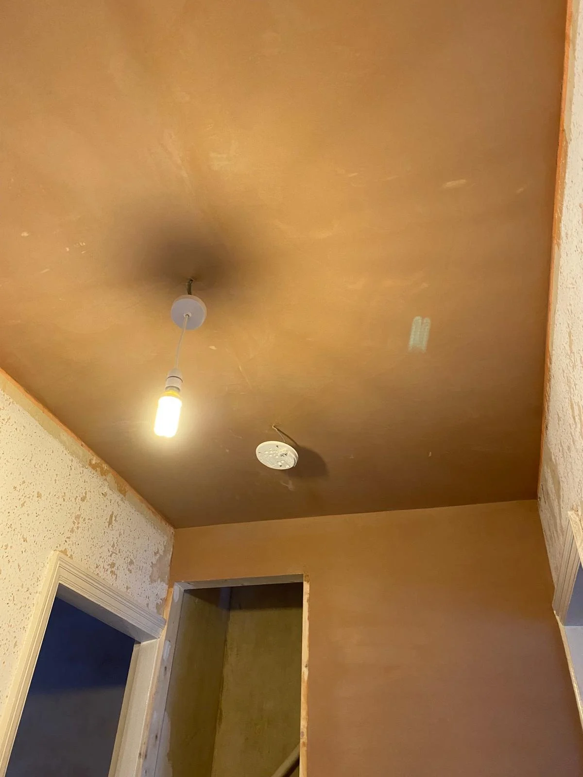 Plaster a ceiling in Newcastle