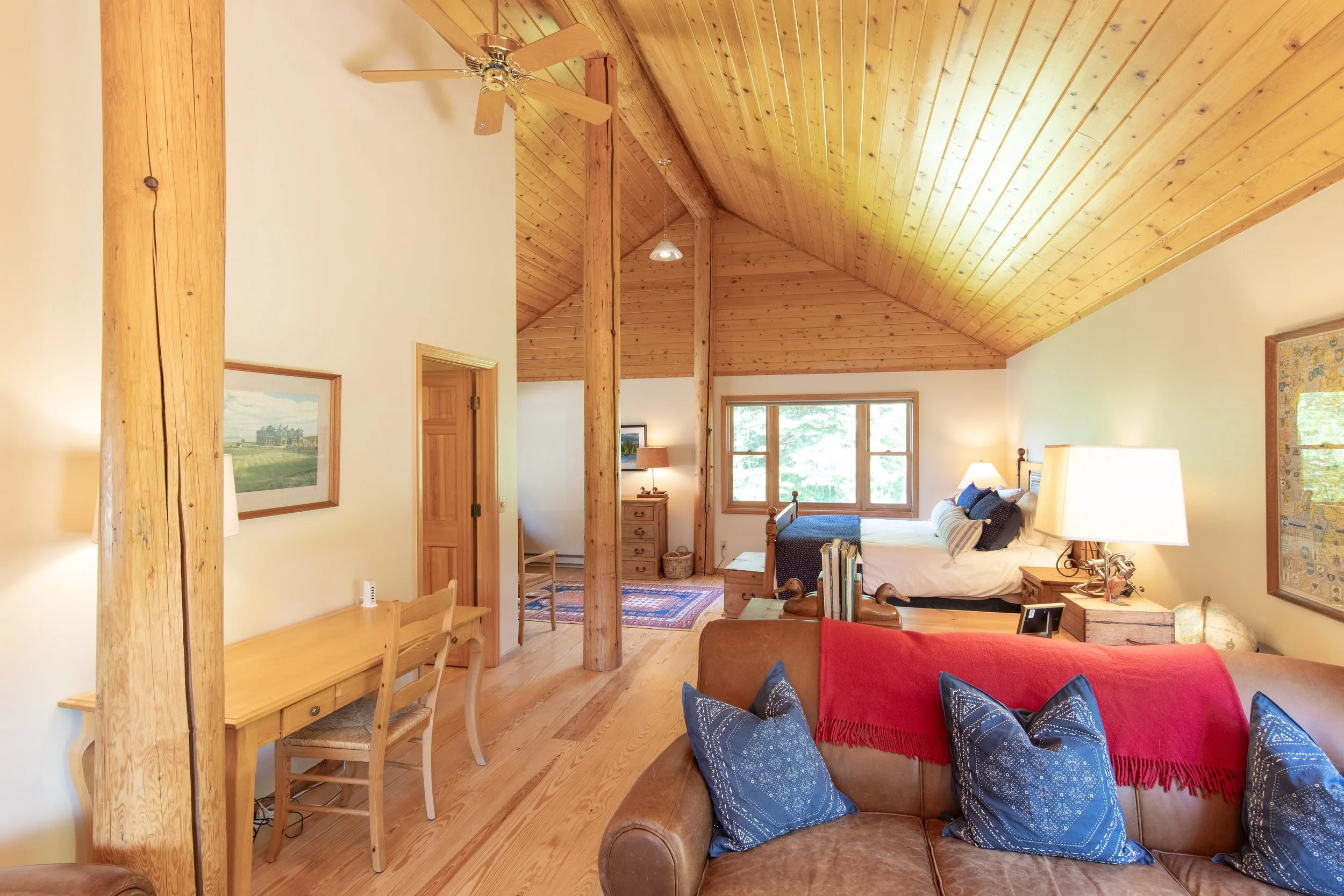 Cabin 1 - Living Space