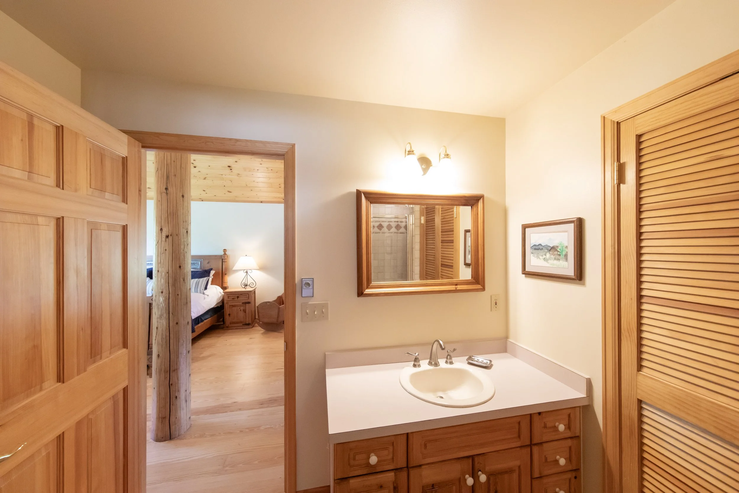 Cabin 1 - Bathroom