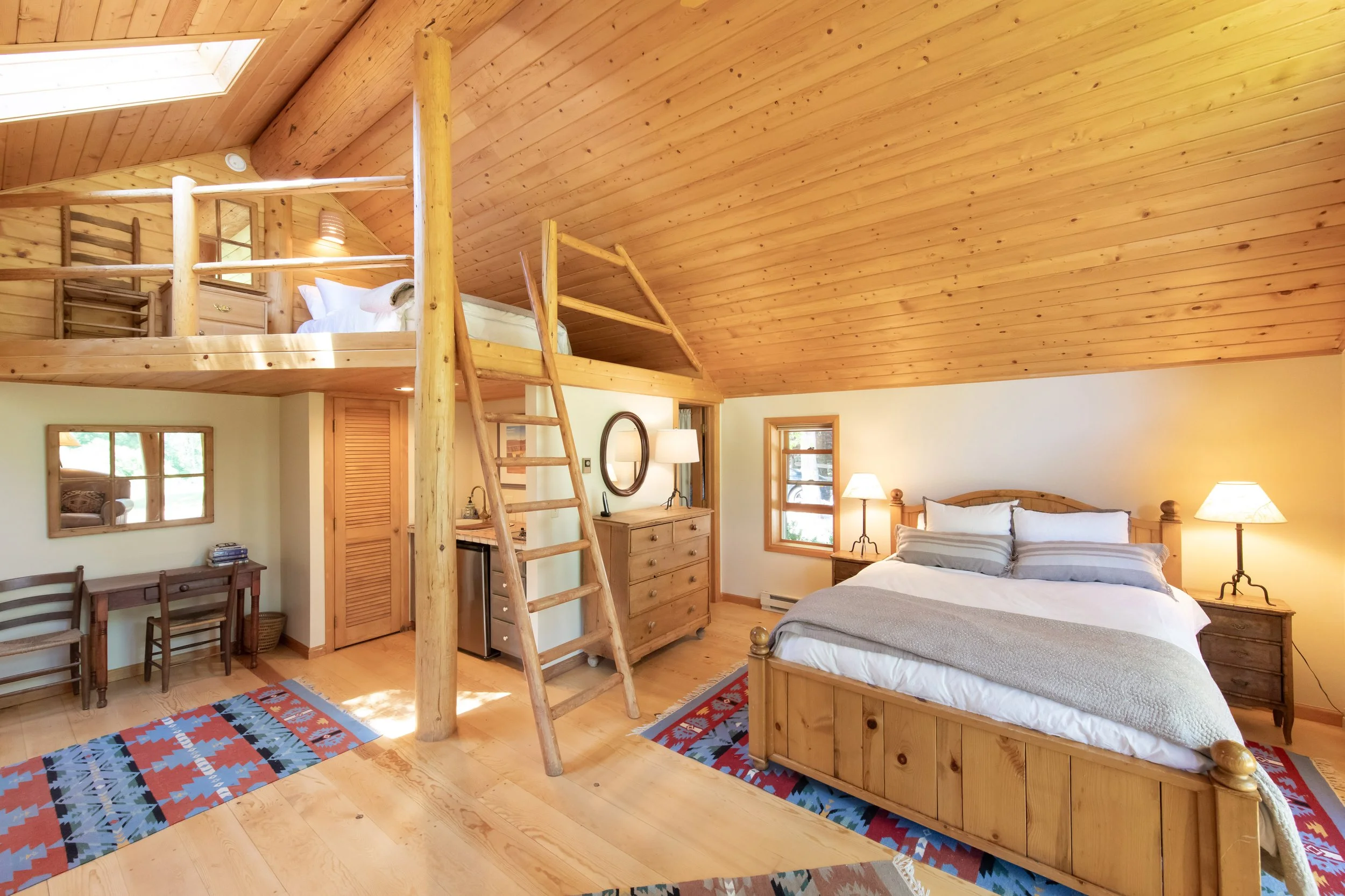 Cabin 2 - Living Space