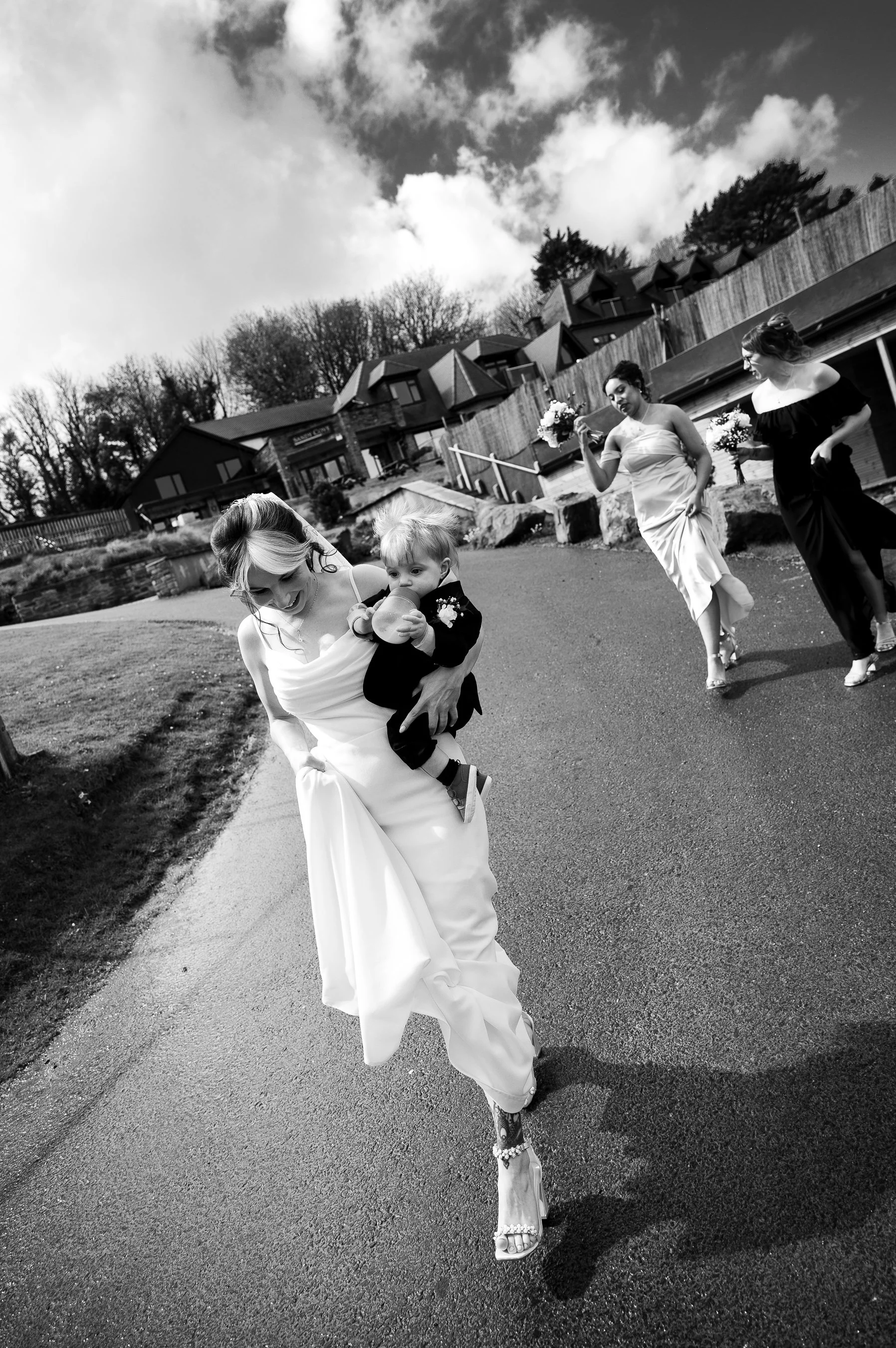 wedding bw-11.jpg