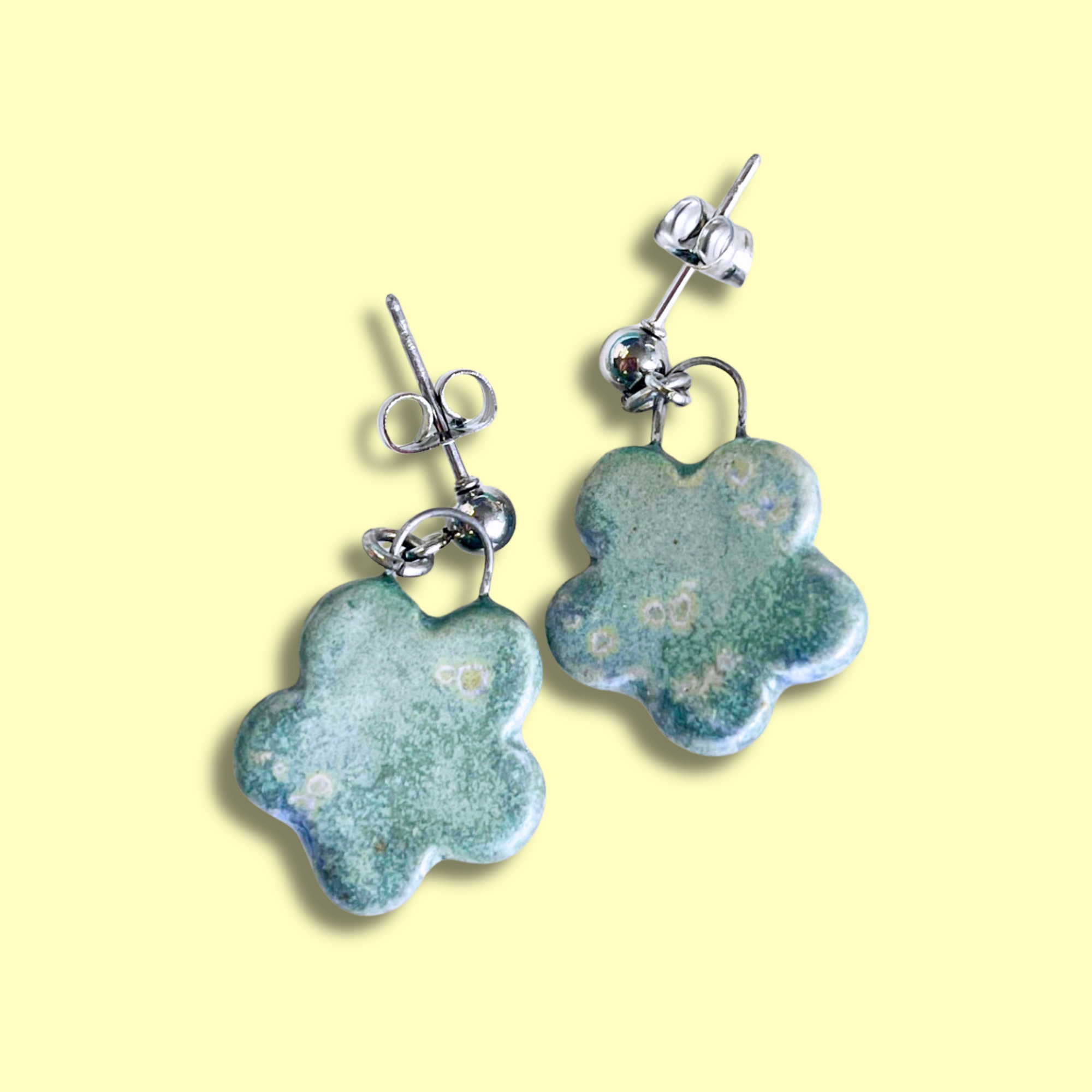 Robin’s Egg Flowers - Earrings (2).png