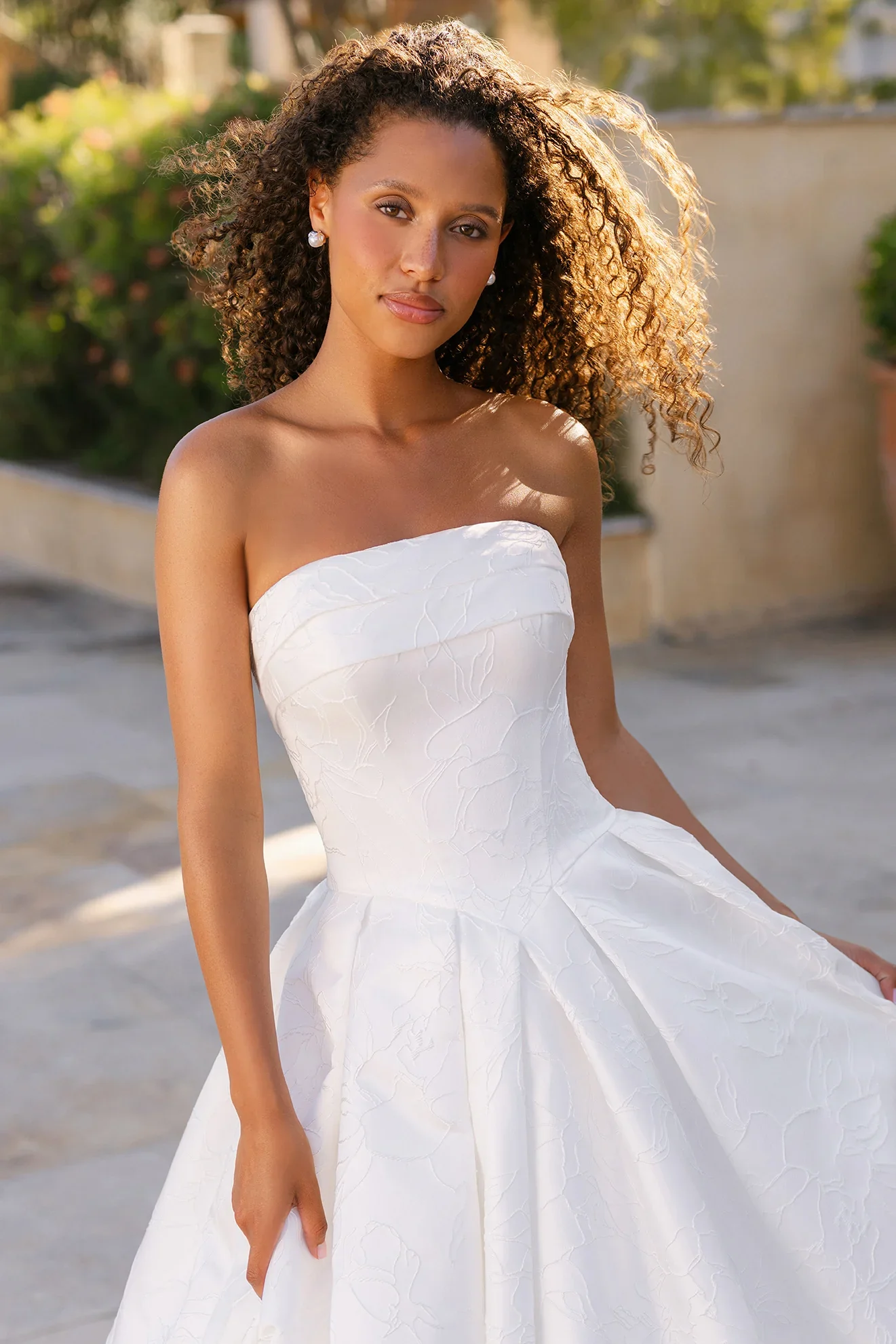 A1400-02.webp