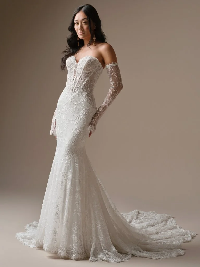 Maggie-Sottero-Bellevue-Fit-and-Flare-Wedding-Dress-26MB387A01-Alt54-IV002.jpg