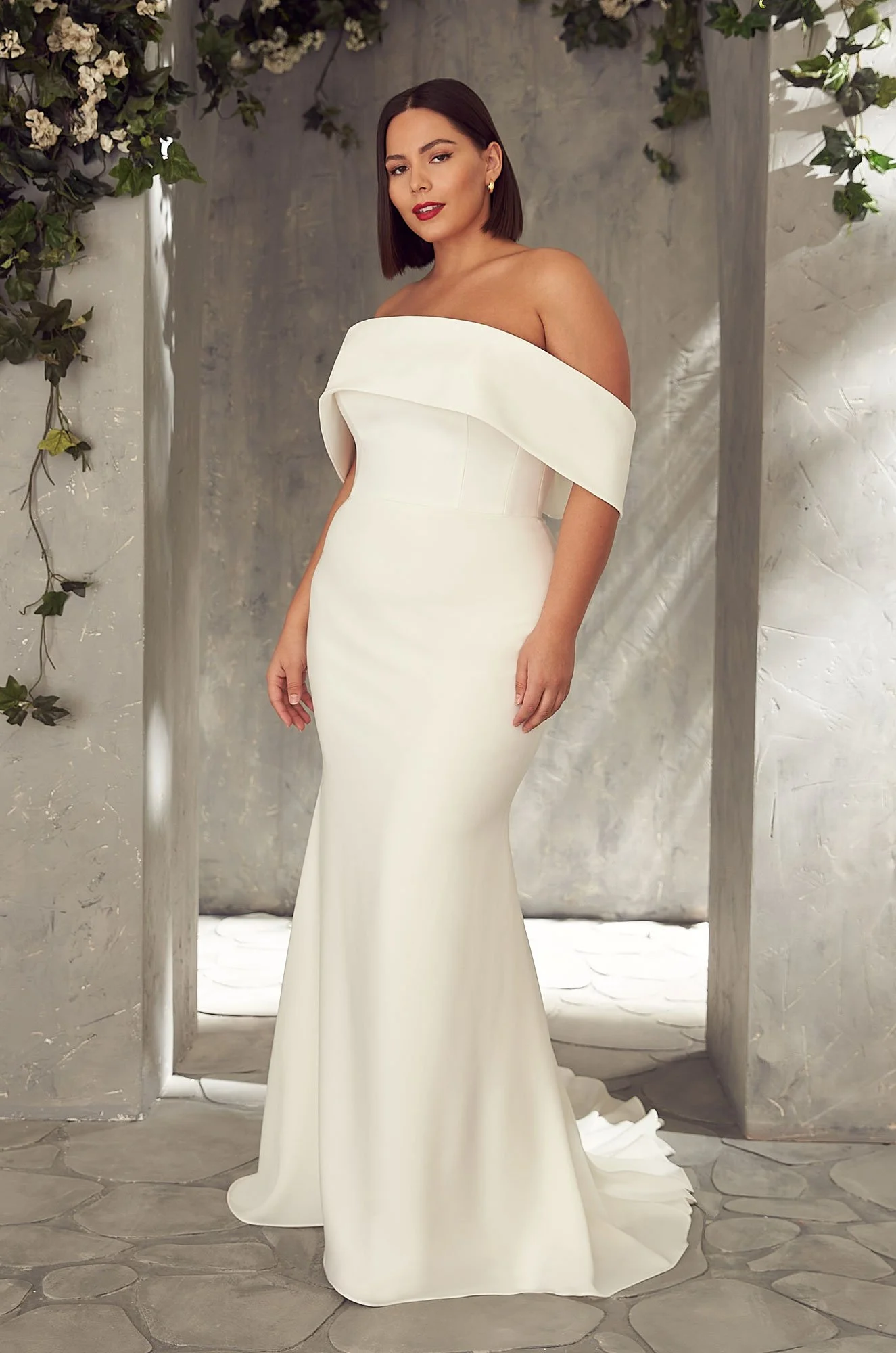 68dae78ba500768698c65b81_2405f-curvy.jpg