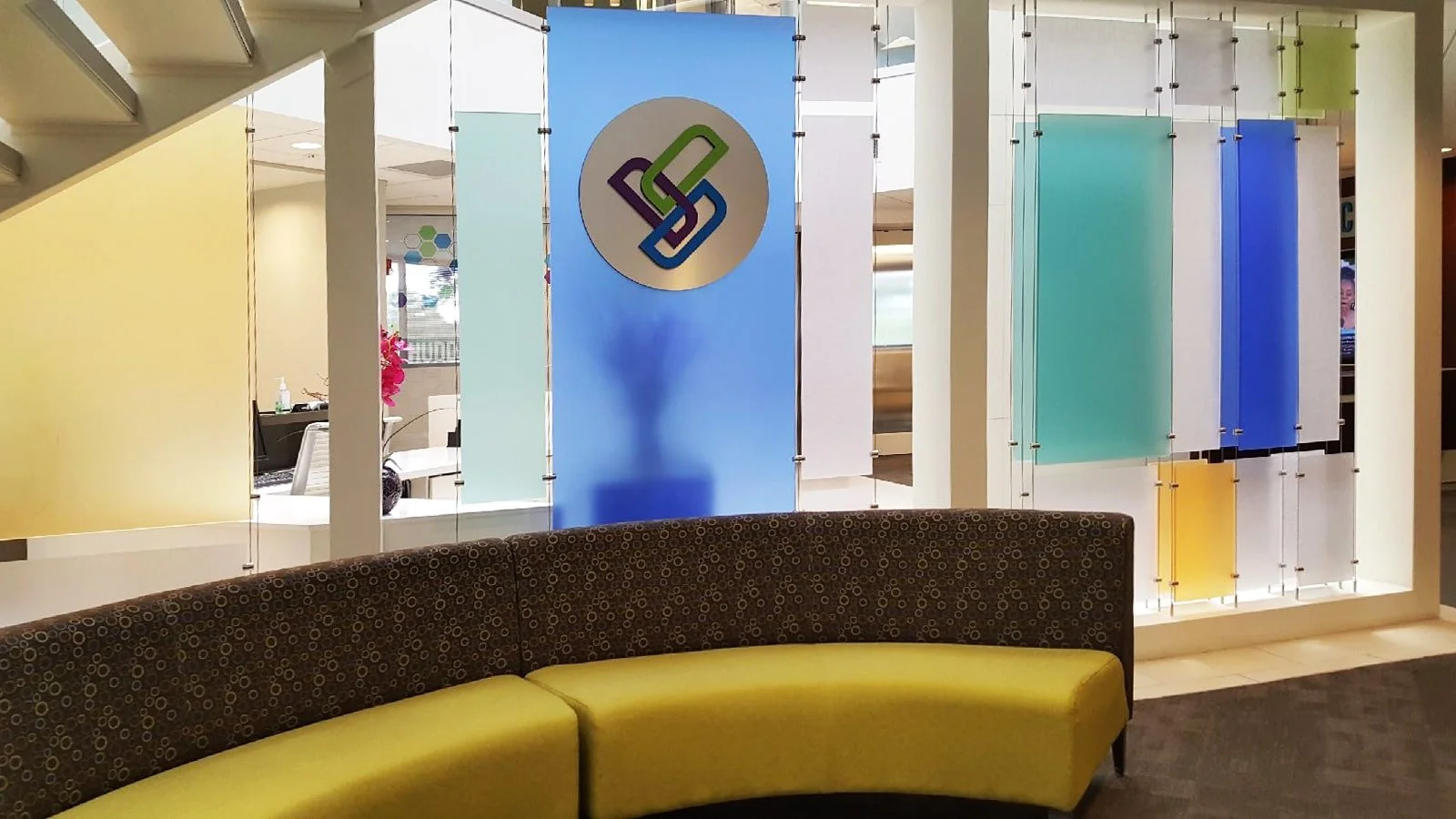 hctec-lounge-min.jpg