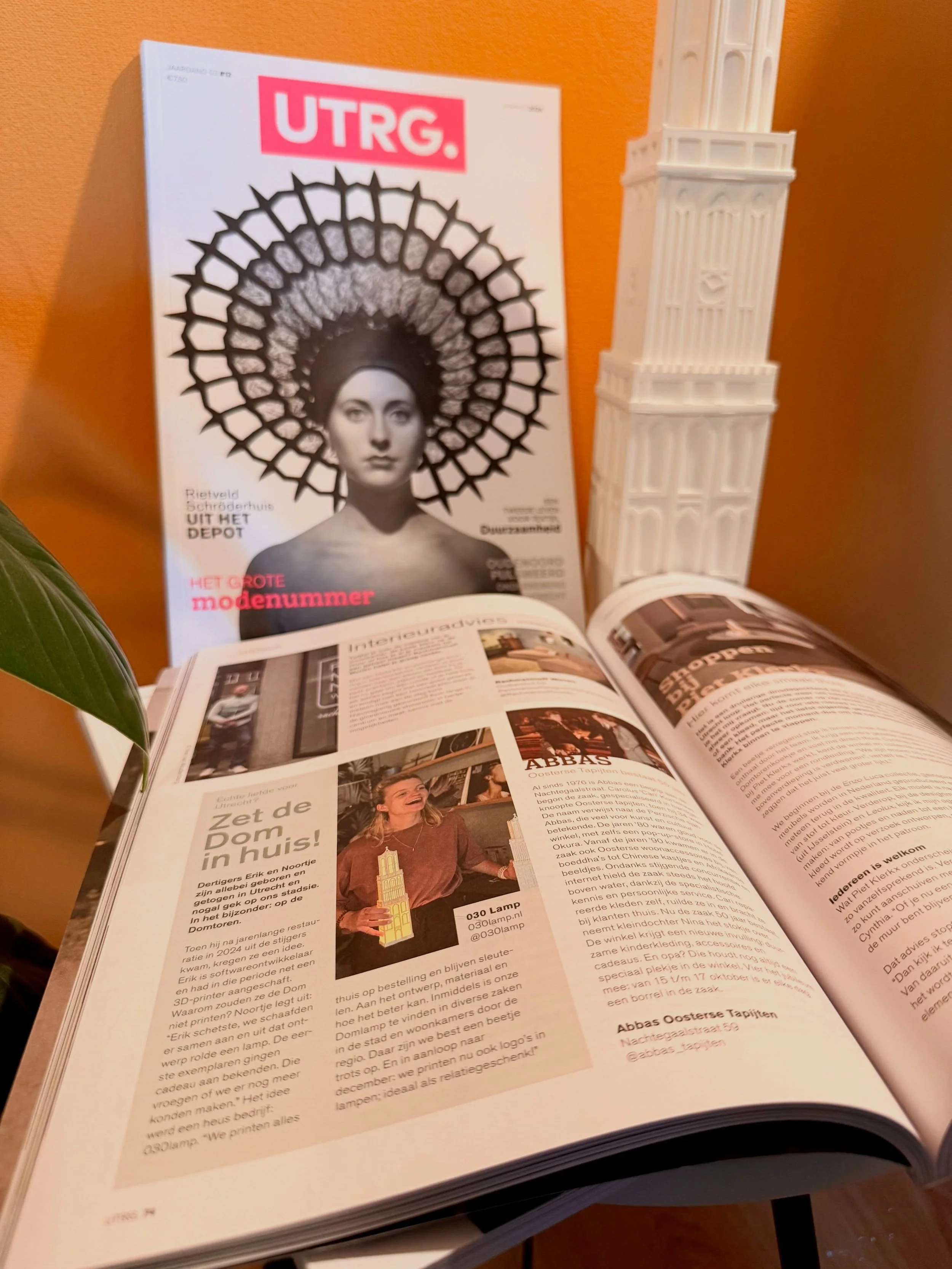 Een stukje over 030lamp in de nieuwste editie van @utrg_magazine :

-
Zet de Dom in huis!
Dertigers Erik en Noortje zijn allebei geboren en getogen in Utrecht en nogal gek op ons stadsie. In het bijzonder: De Domtoren.

Toen hij na jarenlange restaur