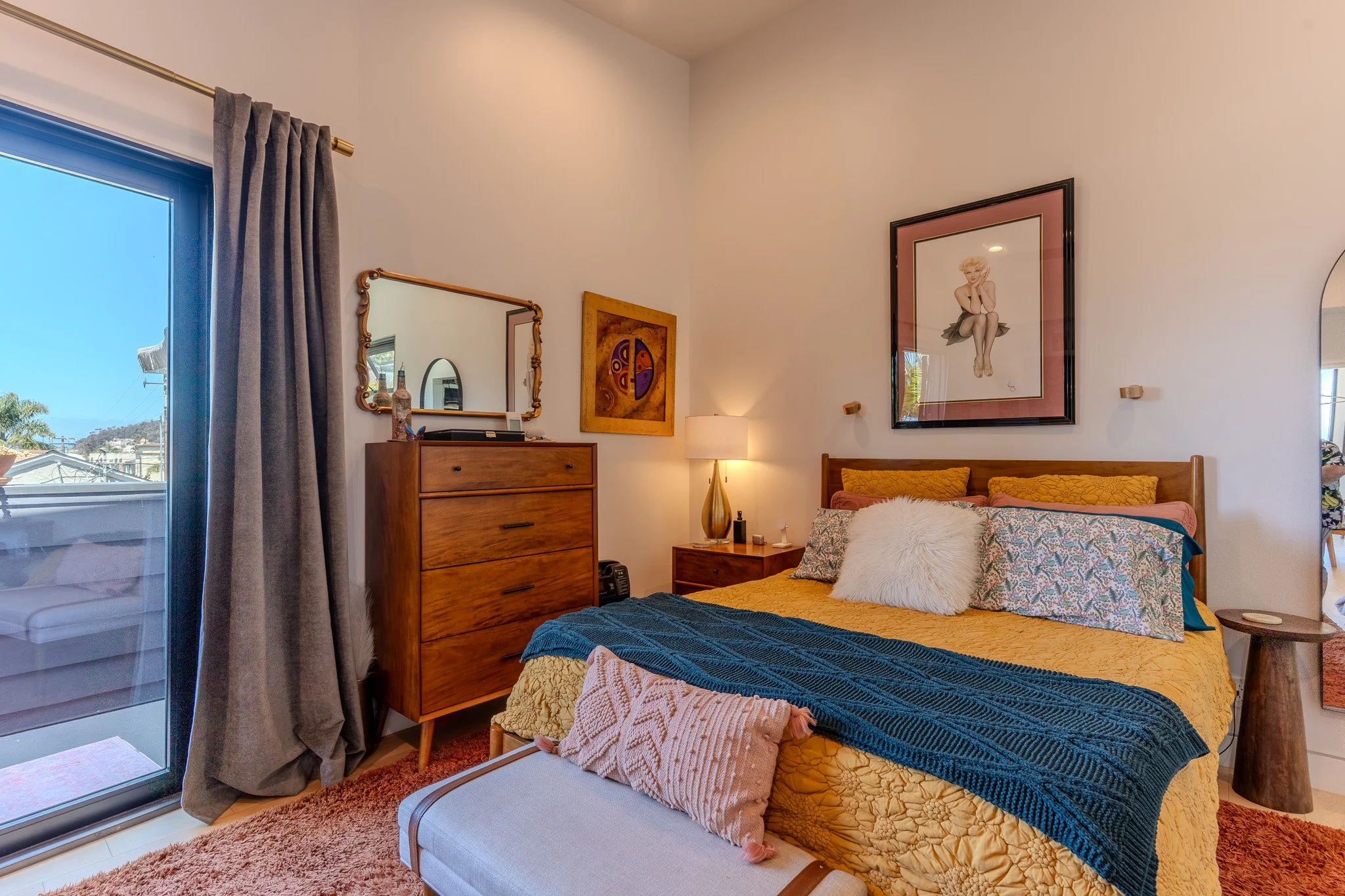 Bedroom with Large Window.jpg
